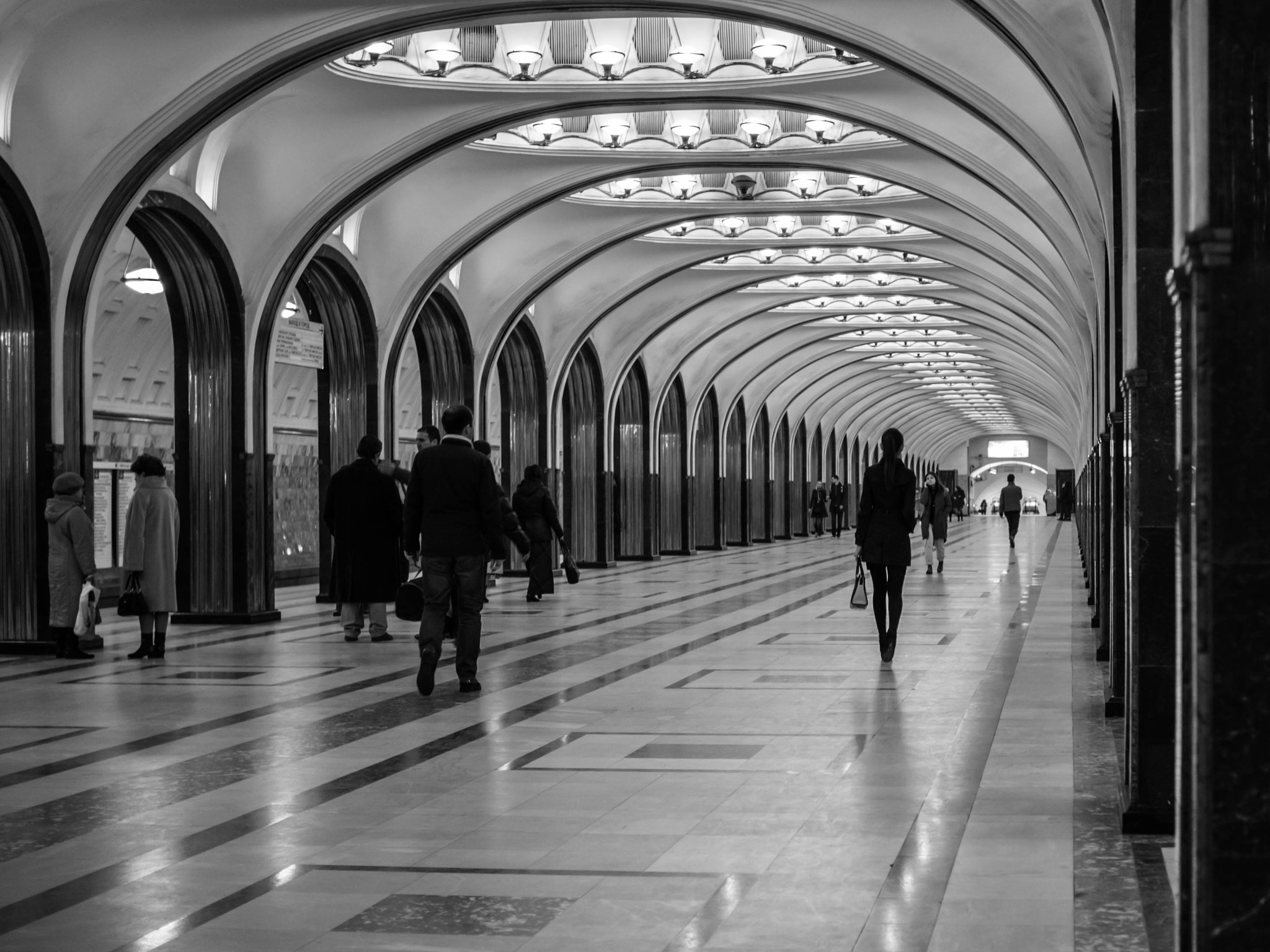 Olympus OM-D E-M1 + Olympus M.Zuiko Digital 25mm F1.8 sample photo. Metro station "mayakovskaya" photography