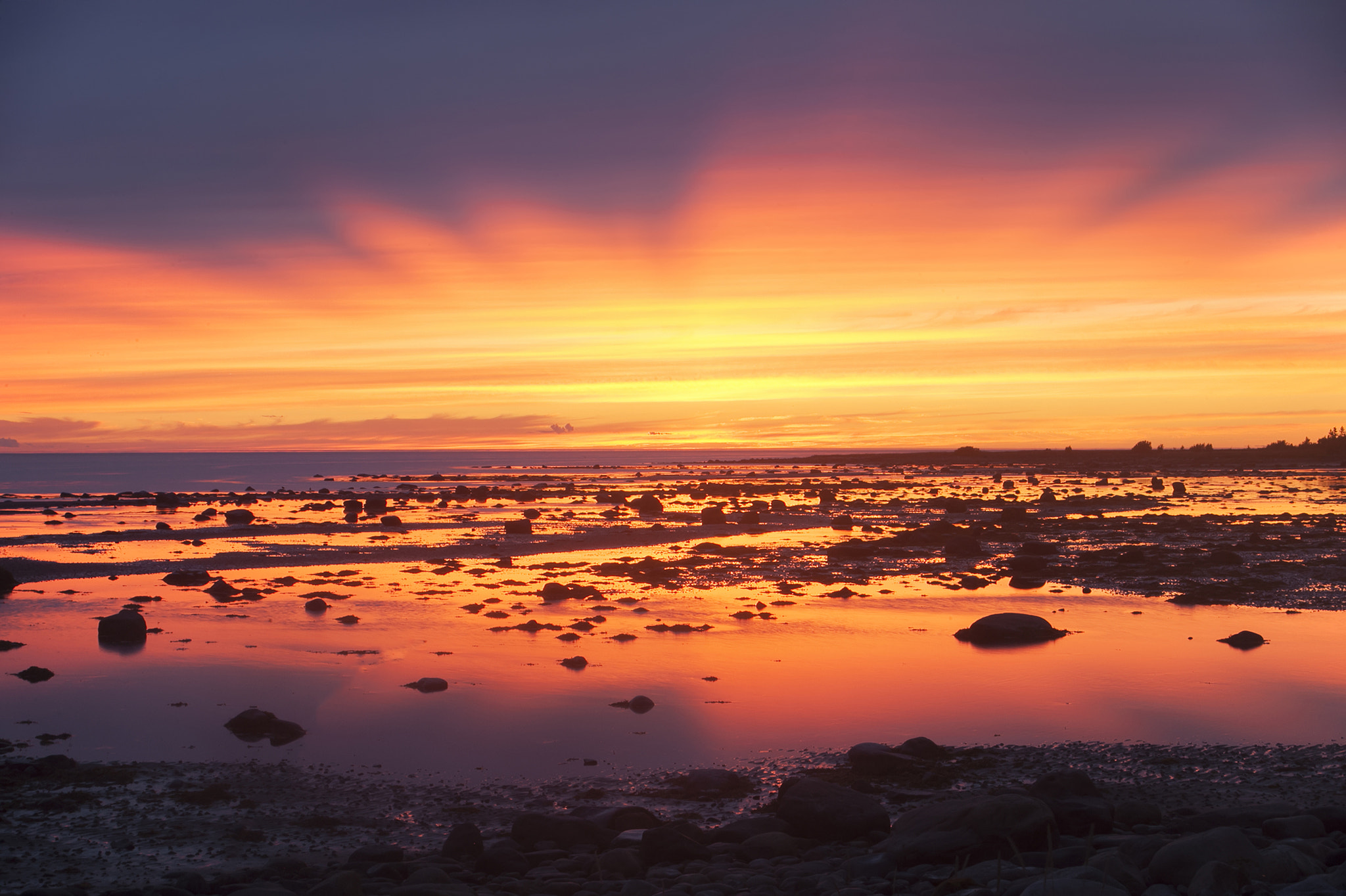 Canon EOS 5D Mark II + Canon EF 28-70mm f/3.5-4.5 sample photo. Colorful and very bright sunset photography