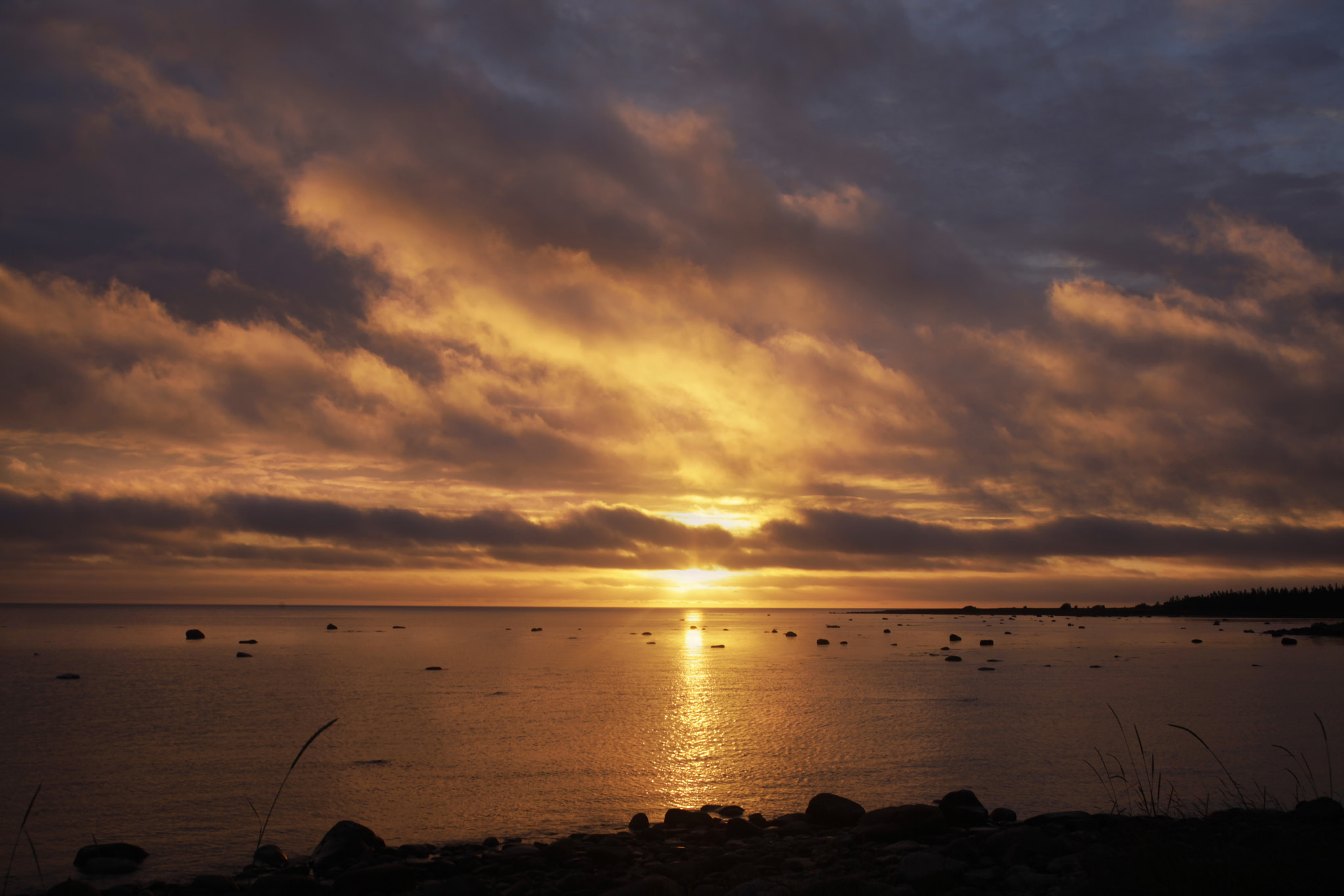 Canon EF 28-70mm f/3.5-4.5 sample photo. Sunset and storm clouds photography