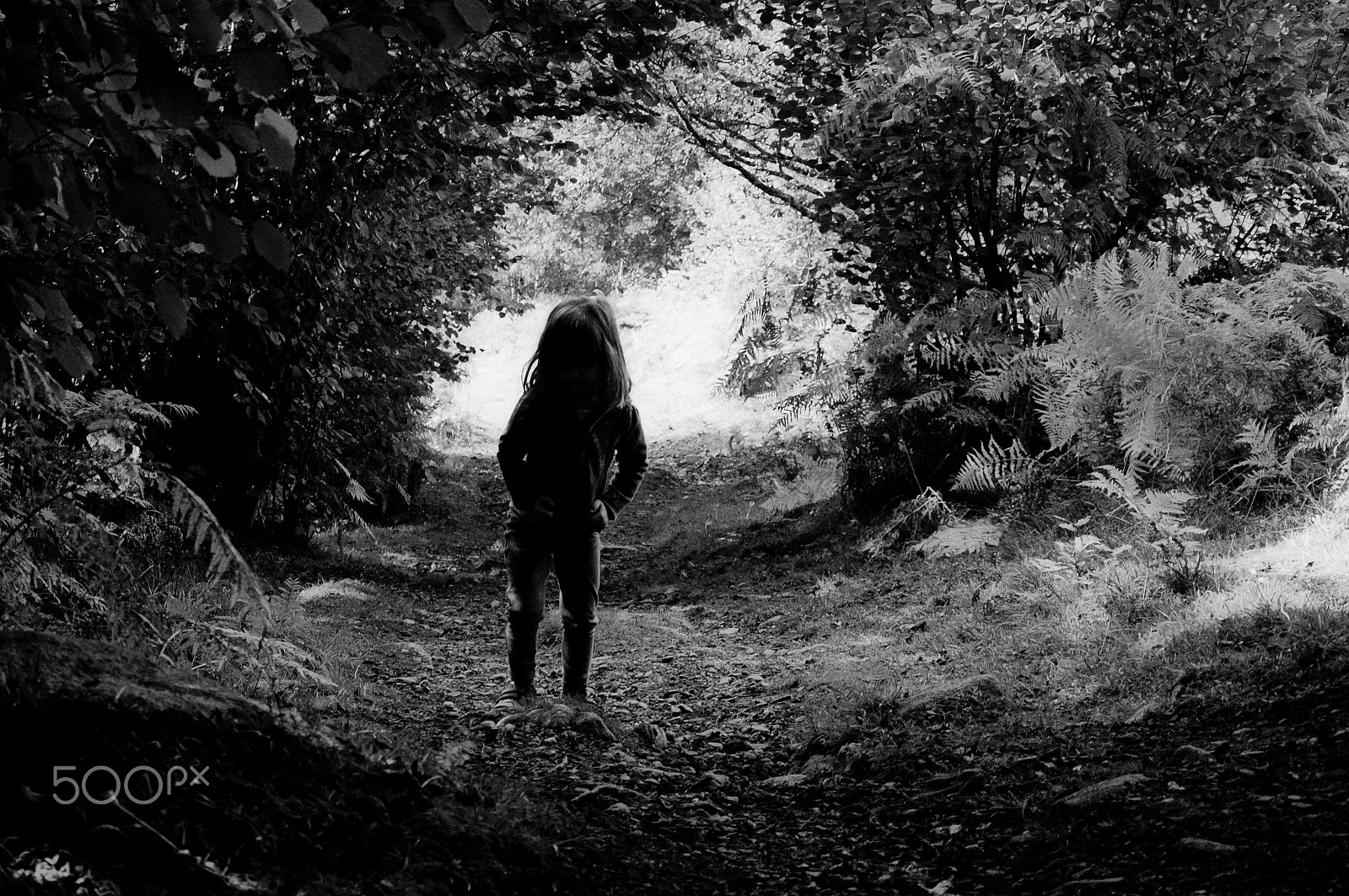 Nikon D50 sample photo. Le tunnel photography