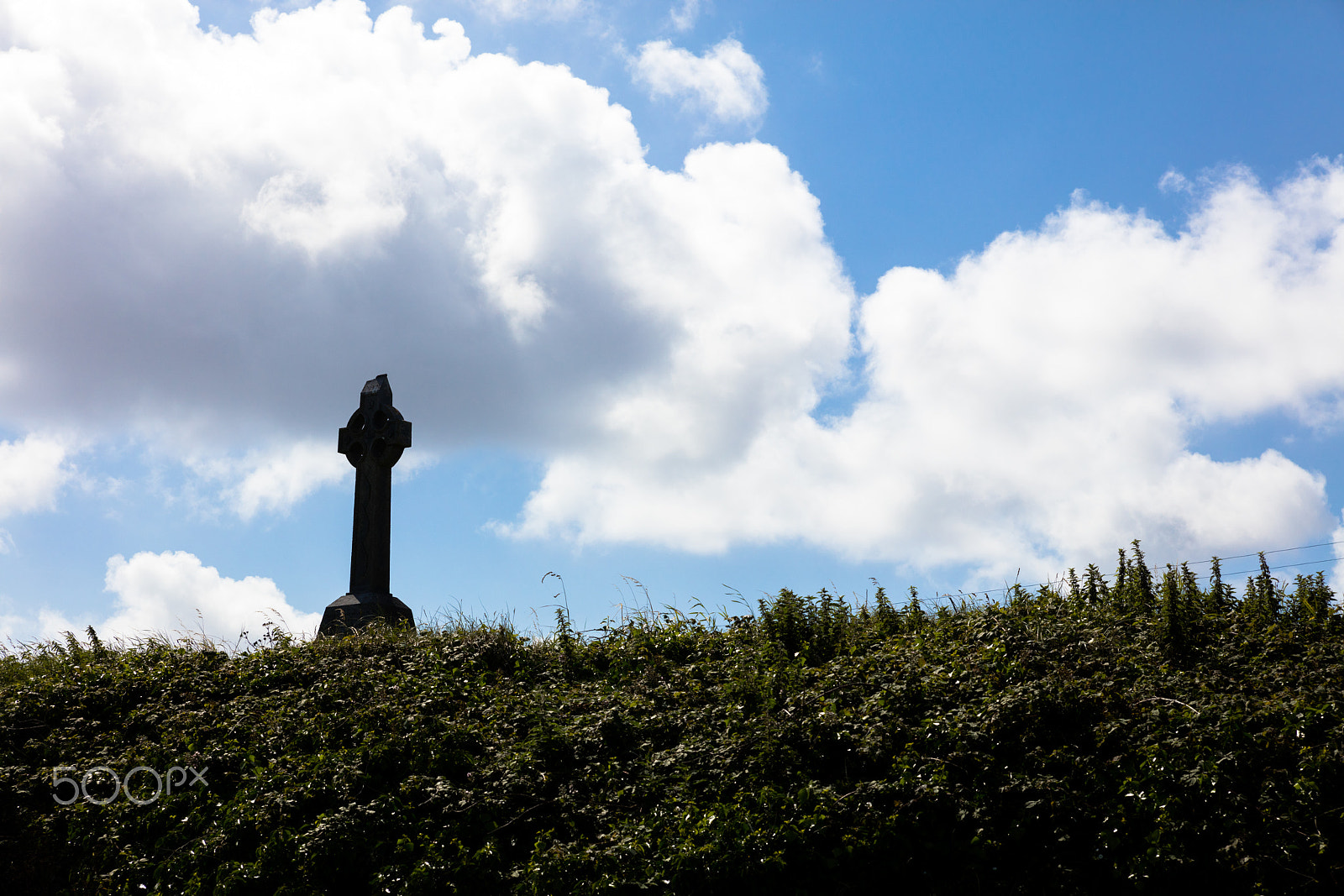 Sigma 24-70mm F2.8 EX DG Macro sample photo. Celtic crosses in cemetery photography