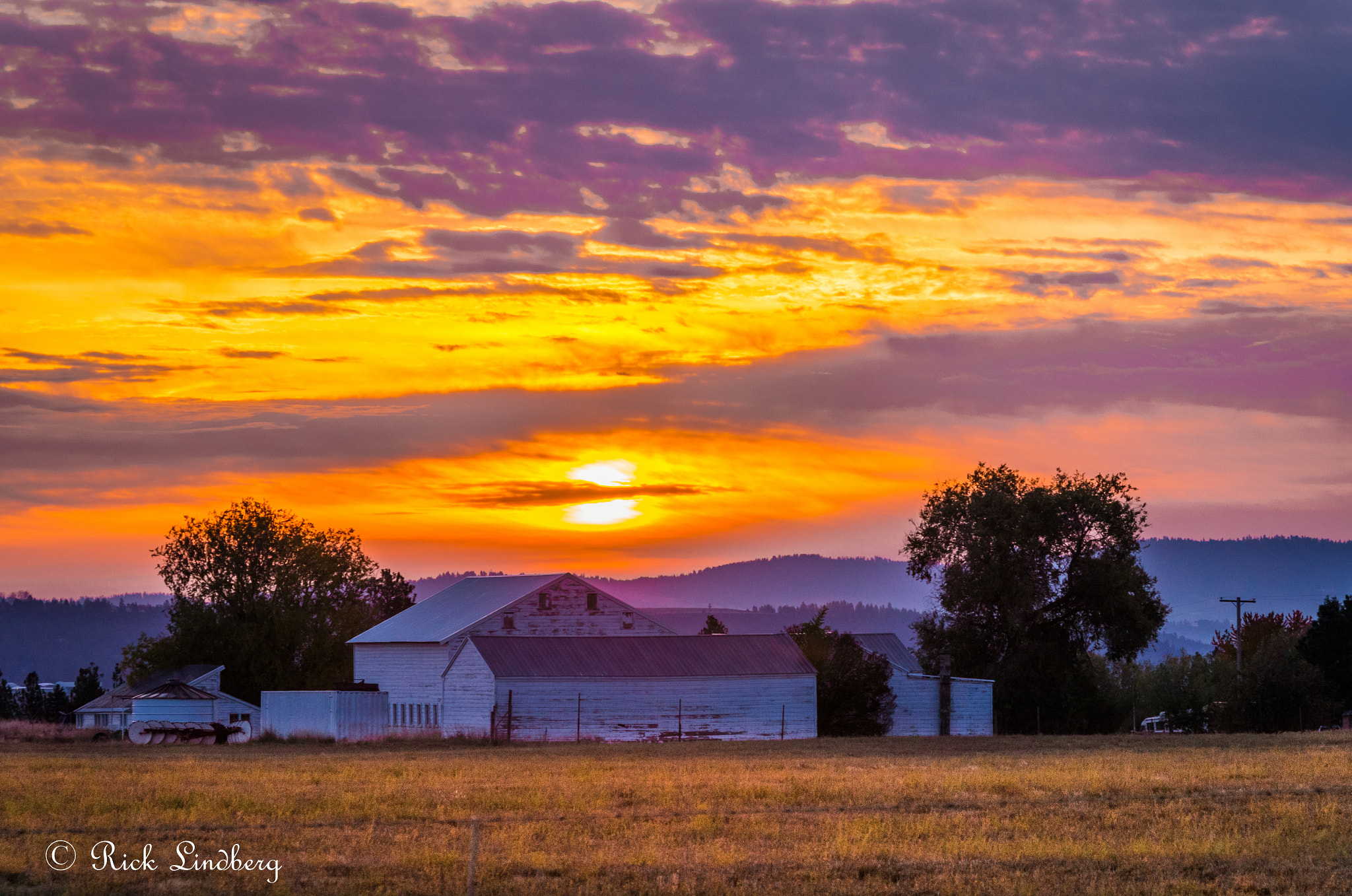smc Pentax-DA L 50-200mm F4-5.6 ED WR sample photo. Fall sunrise photography