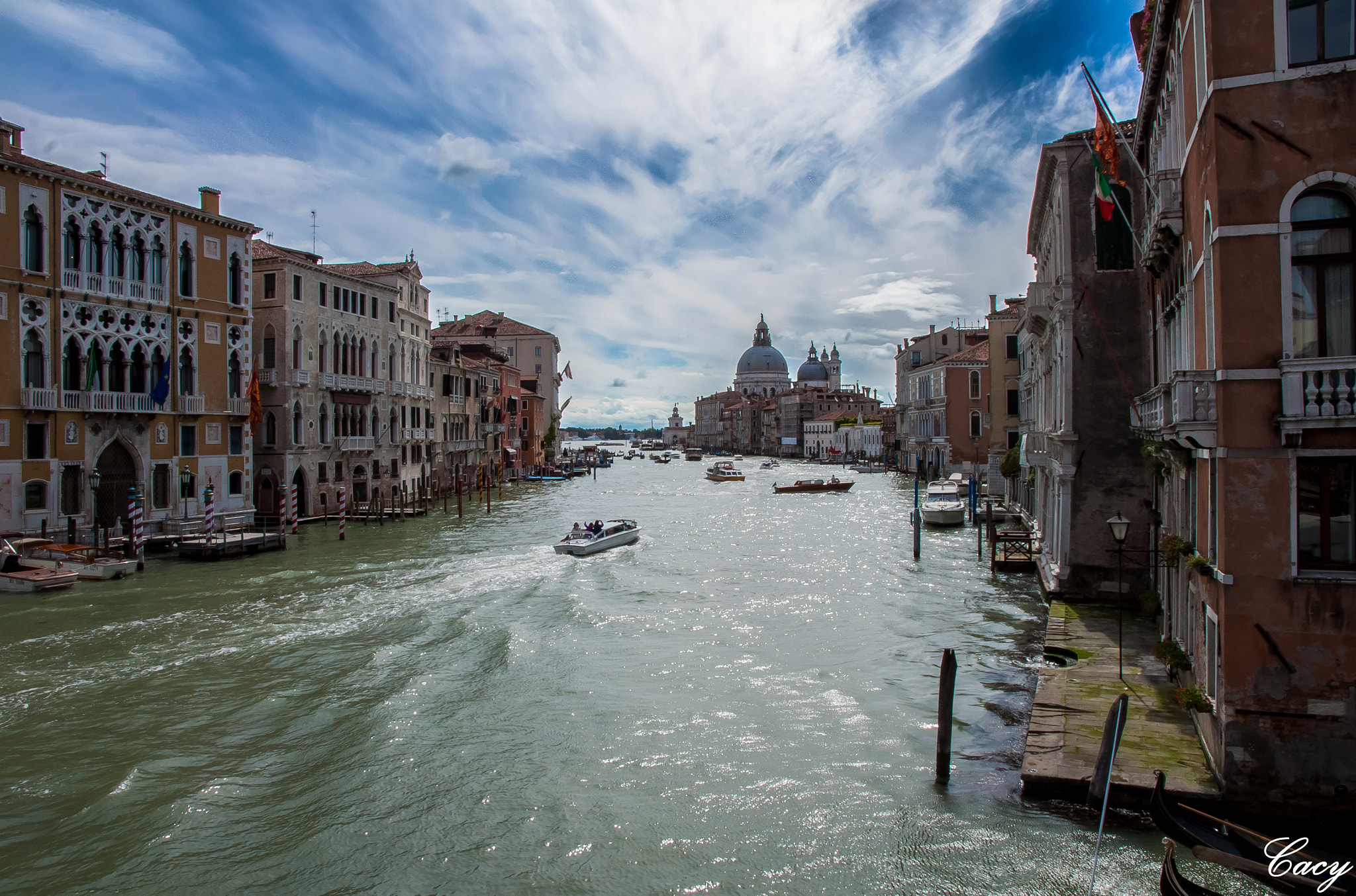 Canon EOS 500D (EOS Rebel T1i / EOS Kiss X3) sample photo. Venezia photography