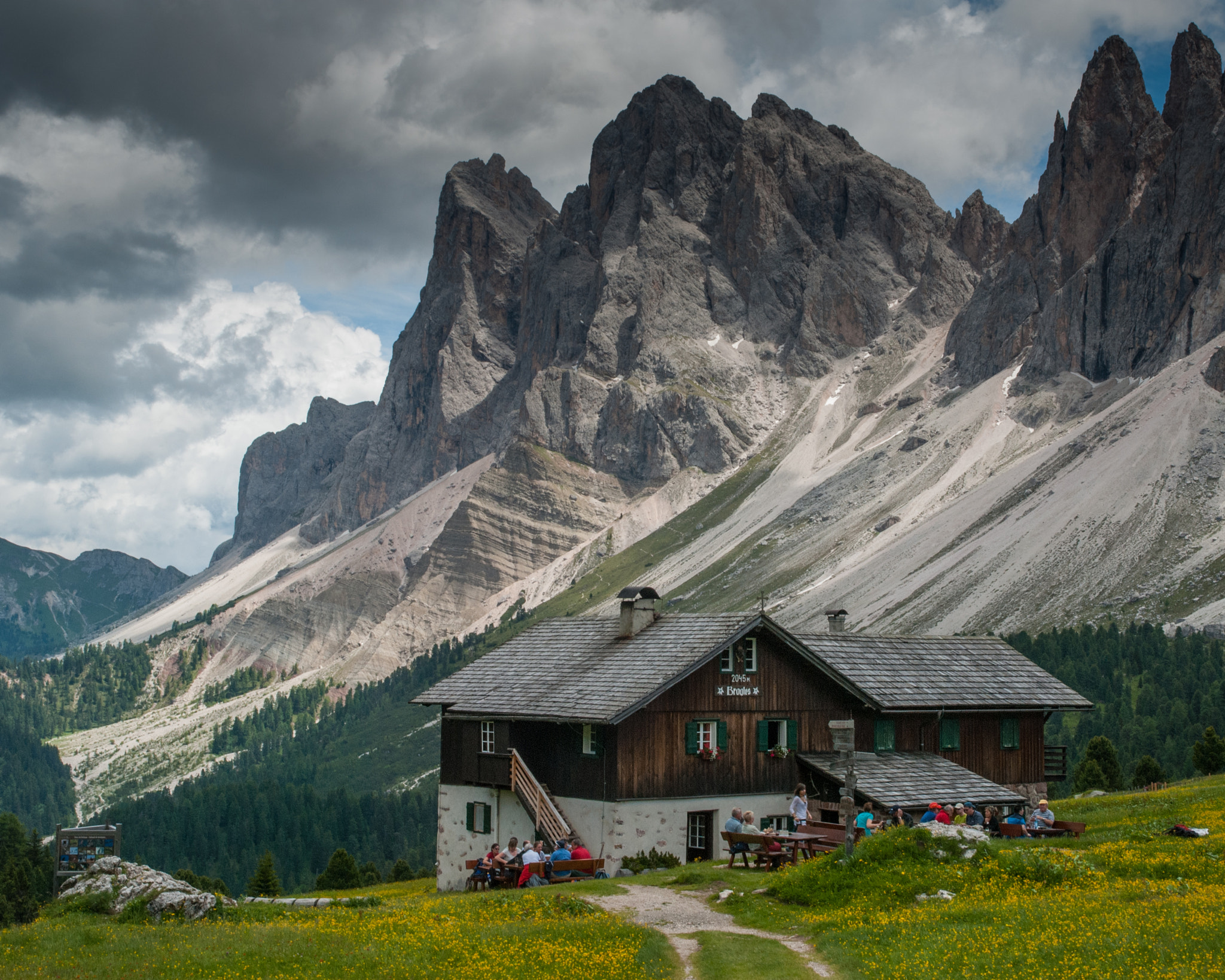 Nikon D80 sample photo. After a few hours of steep climbing from val de ga ... photography