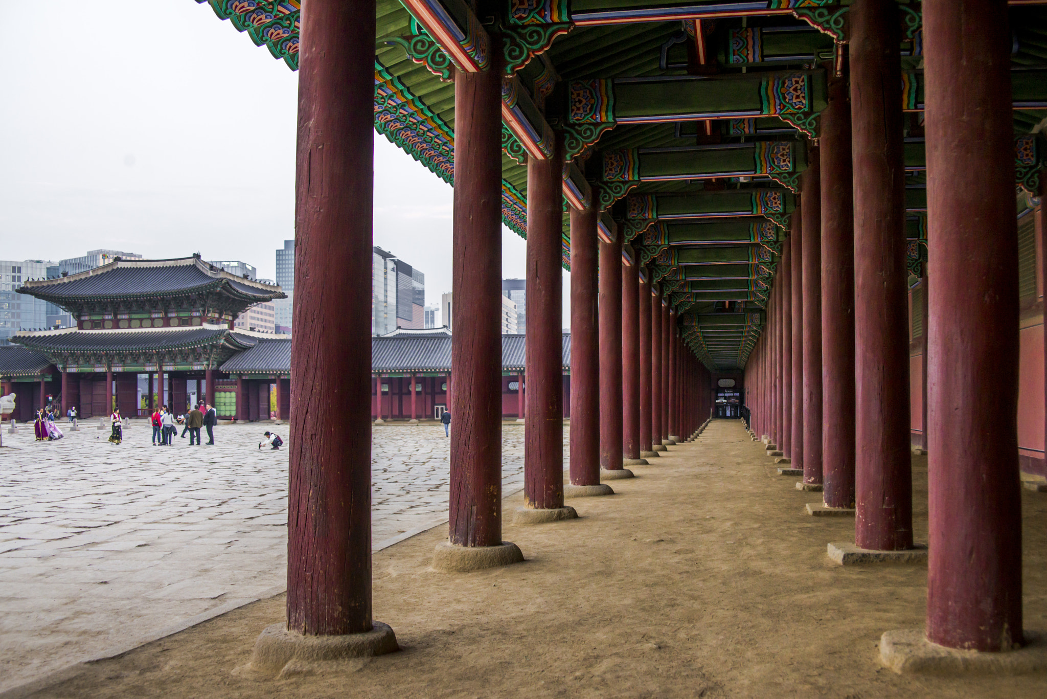 Nikon D610 sample photo. Gyeongbokgung palace pillers photography