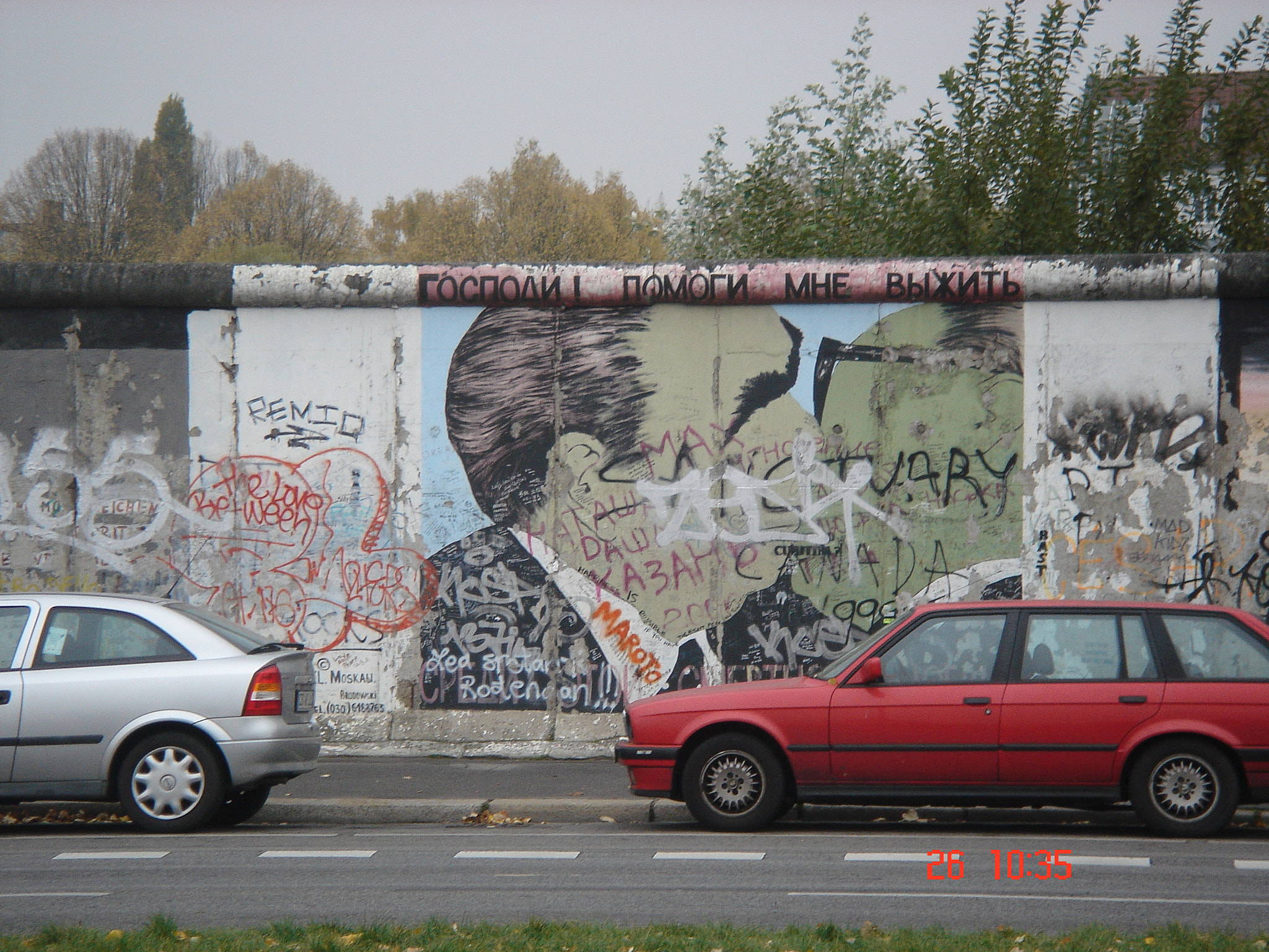 Sony DSC-T3 sample photo. Berlin photography