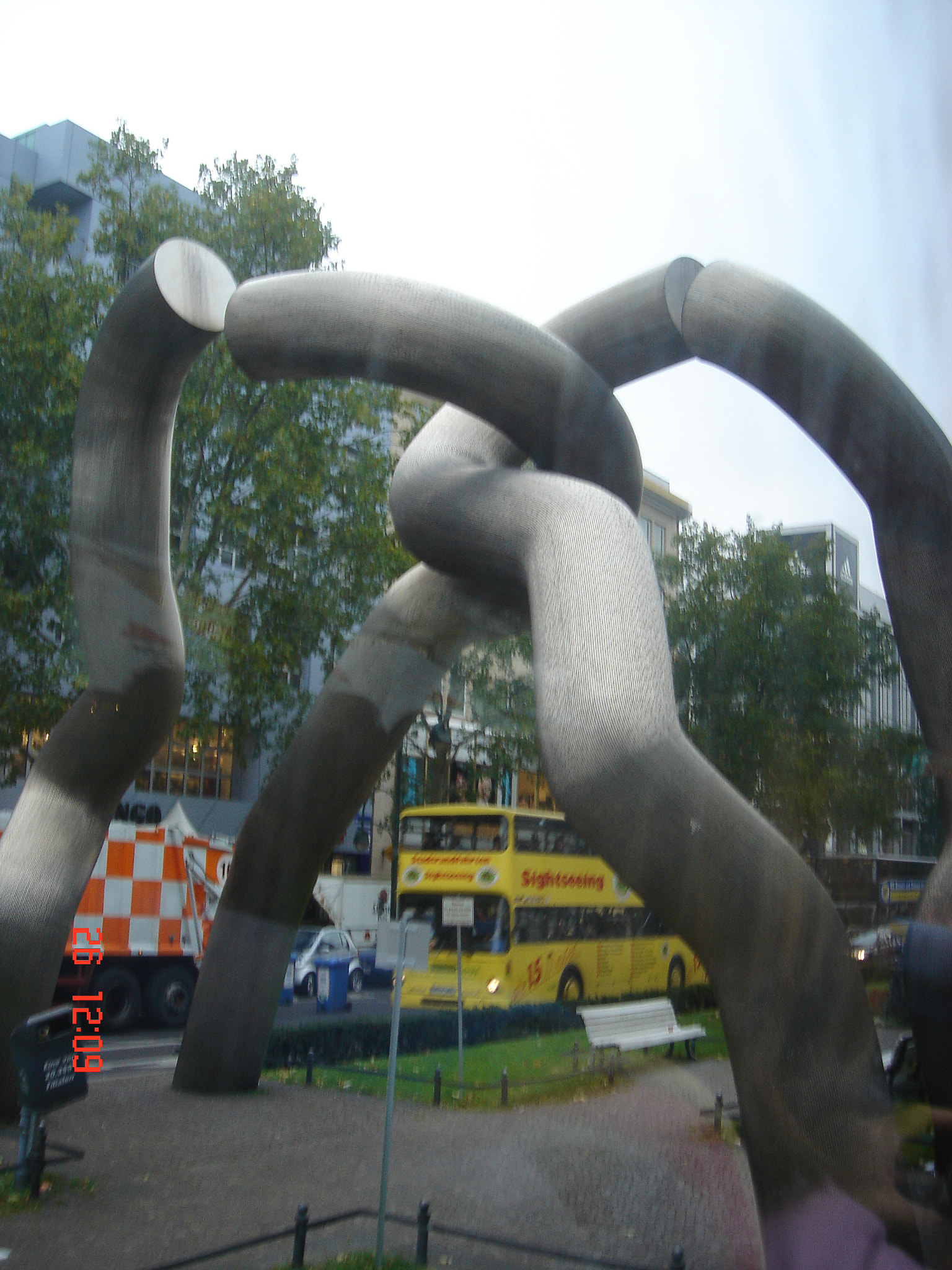 Sony DSC-T3 sample photo. Berlin photography