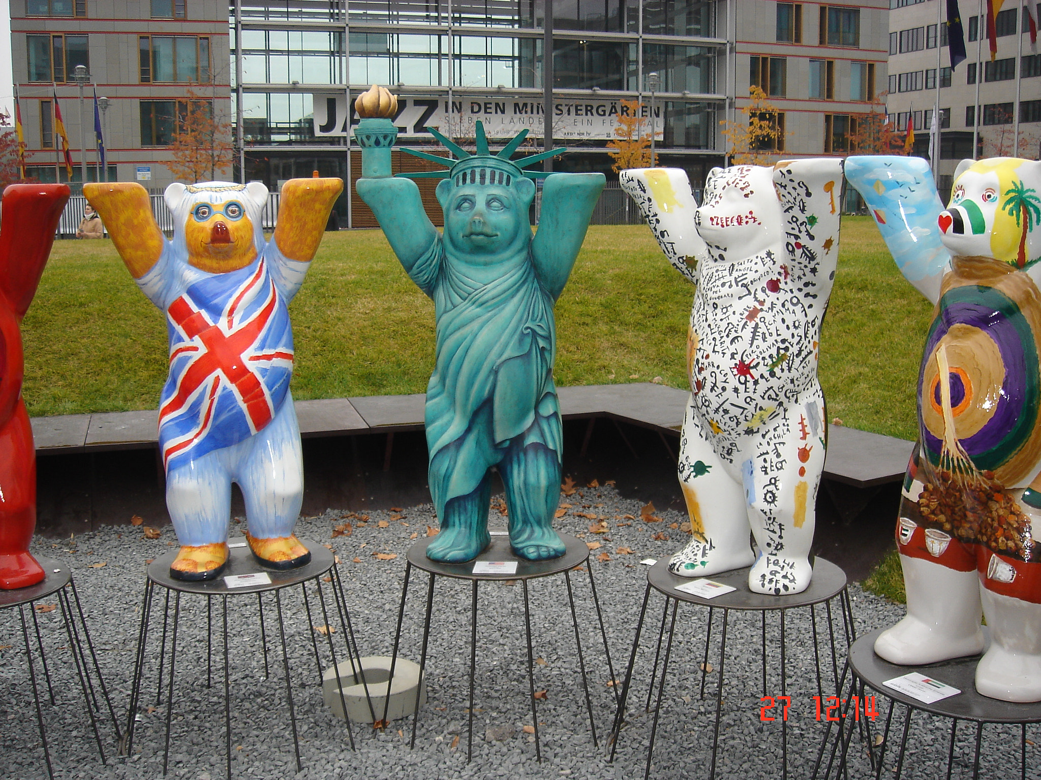 Sony DSC-T3 sample photo. Berlin photography