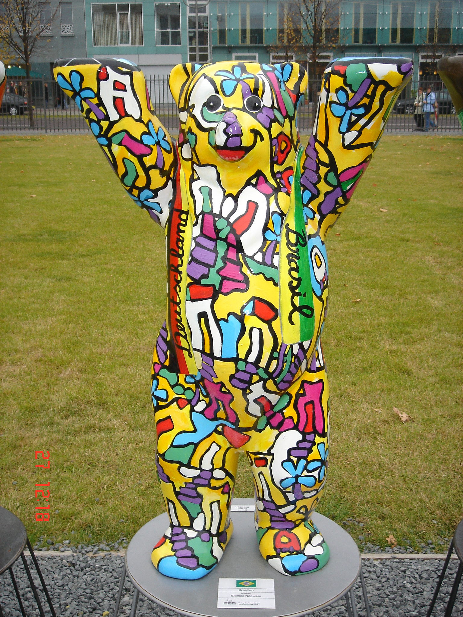 Sony DSC-T3 sample photo. Berlin photography