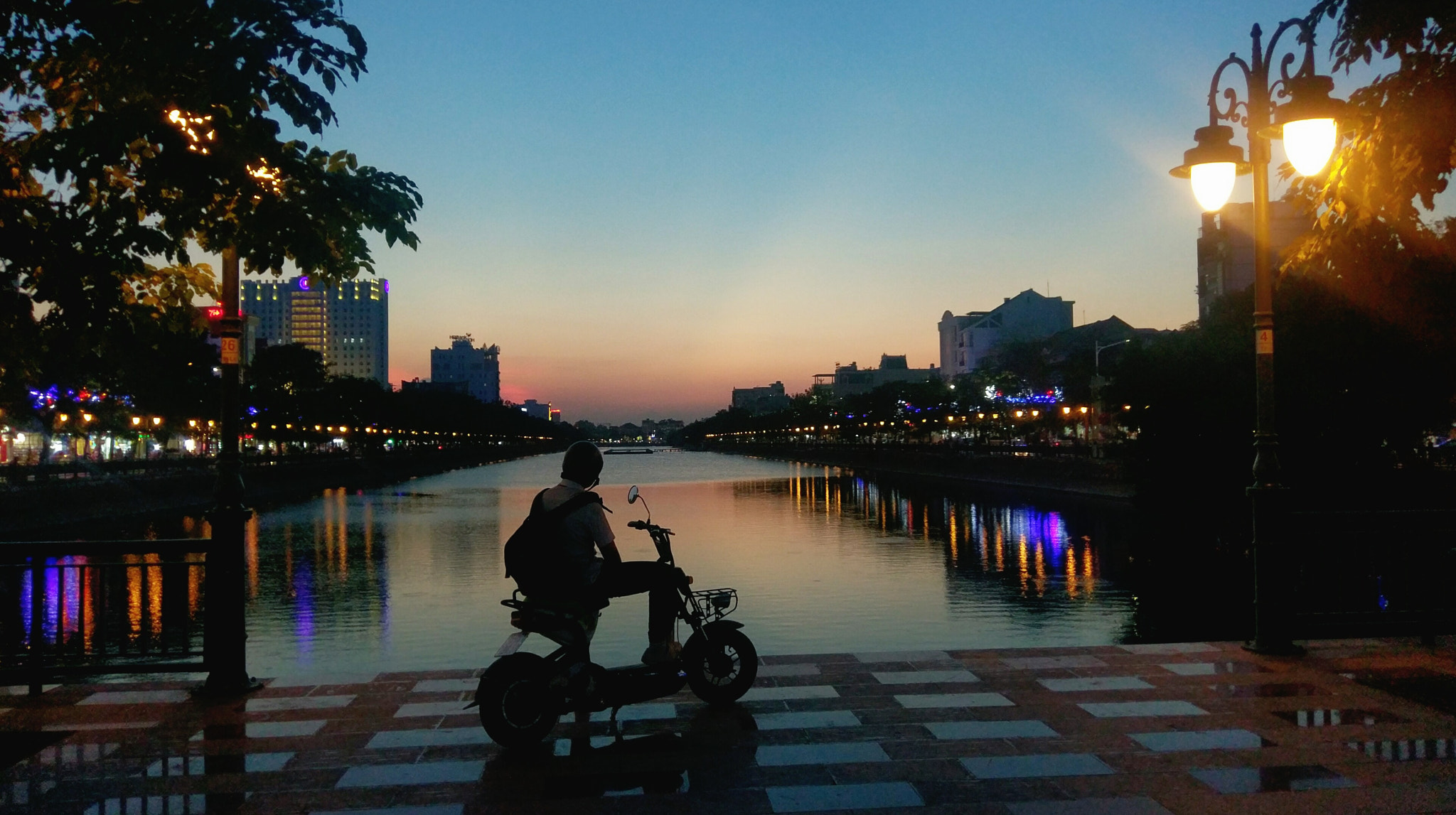 HTC M10 sample photo