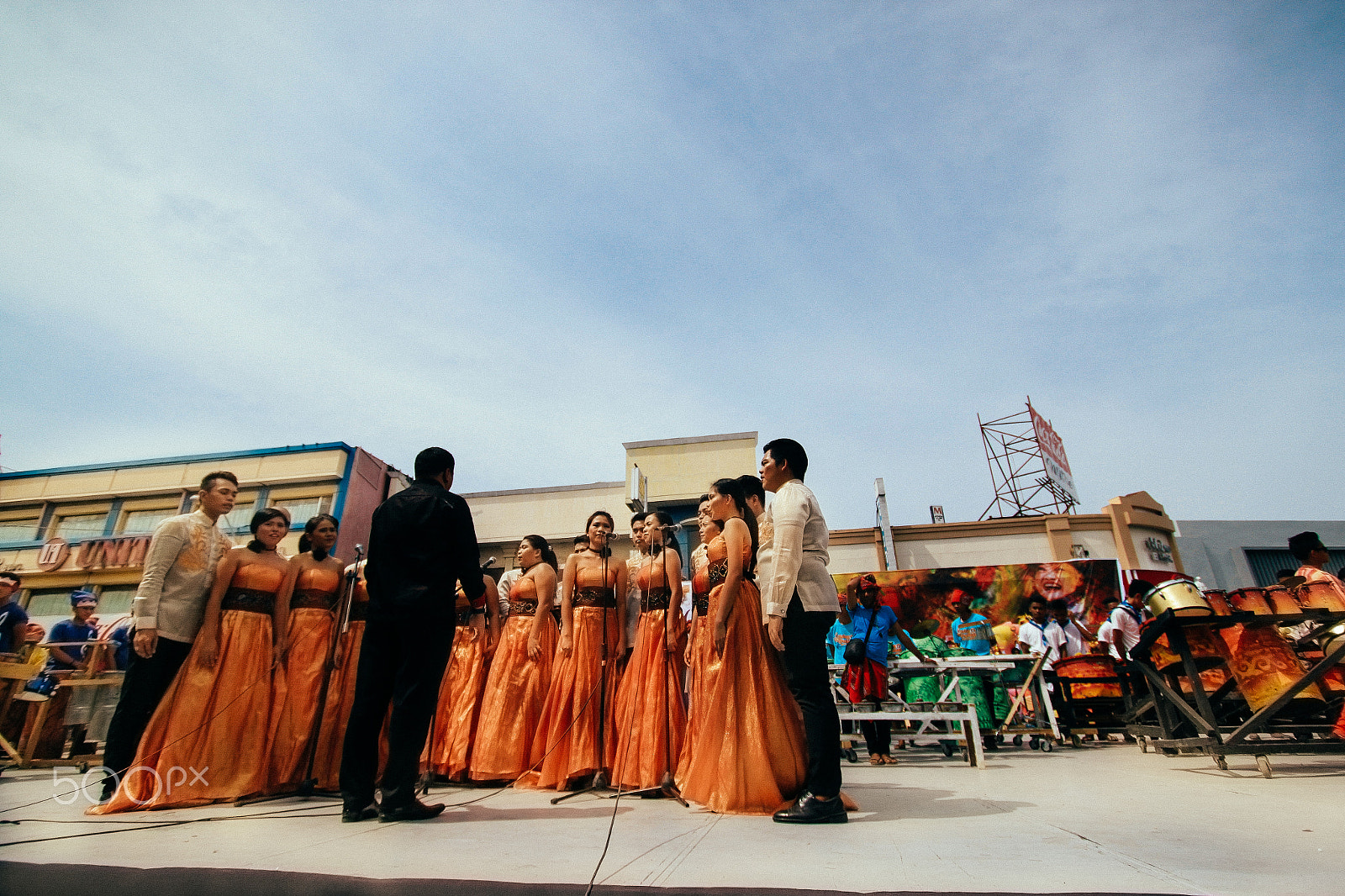Canon EF-S 10-22mm F3.5-4.5 USM sample photo. Um chorale performs at indak indak sa kadalanan photography