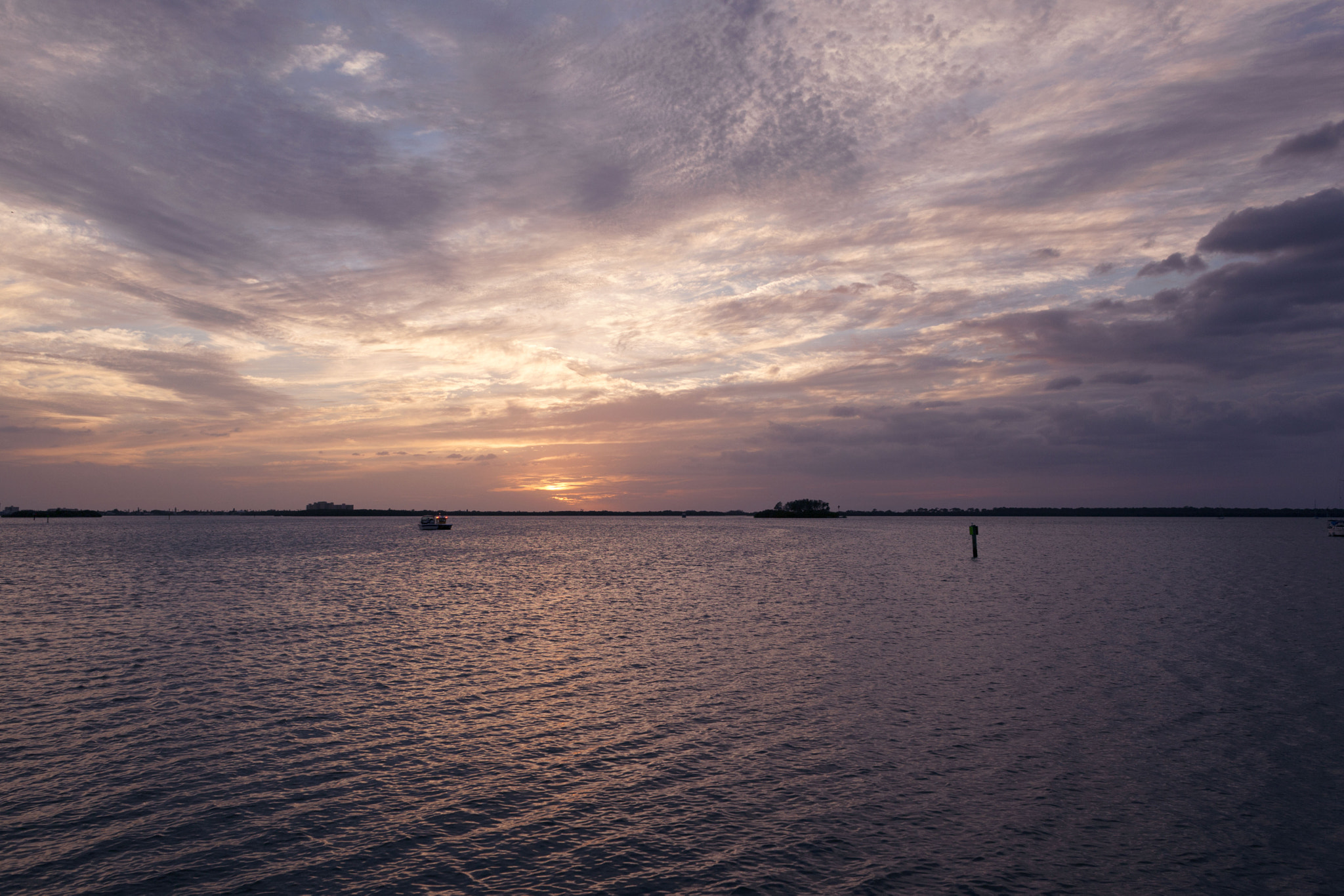 Canon EF 28mm F1.8 USM sample photo. Dunedin pier sunset photography