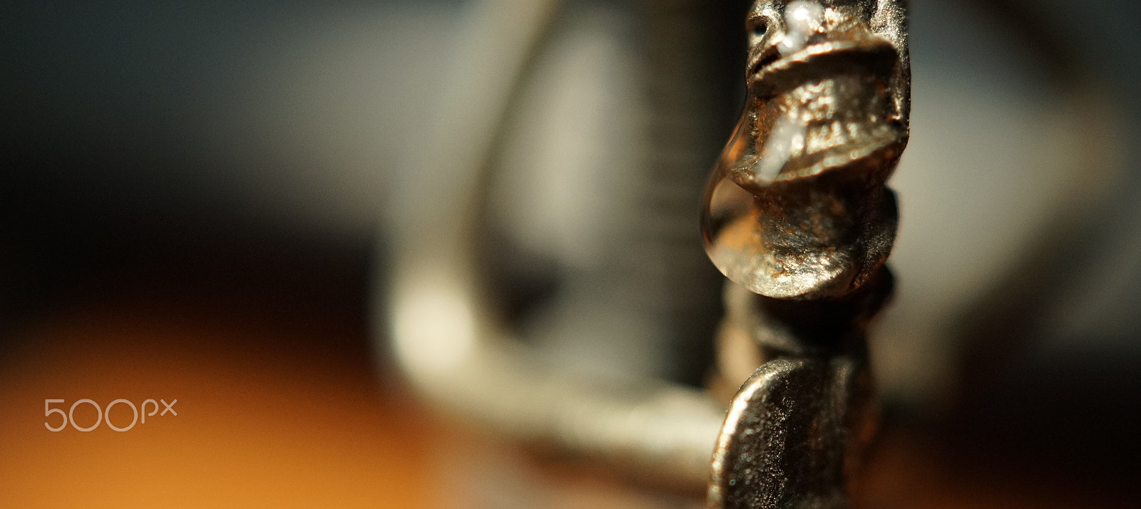 Sony SLT-A58 + Sony DT 30mm F2.8 Macro SAM sample photo. Drop in my room photography
