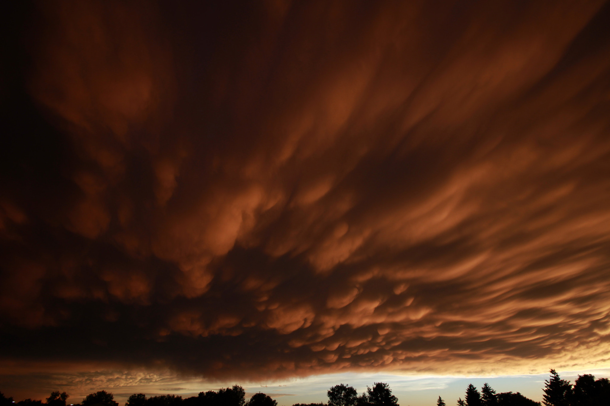 Canon EOS 100D (EOS Rebel SL1 / EOS Kiss X7) sample photo. Storm photography
