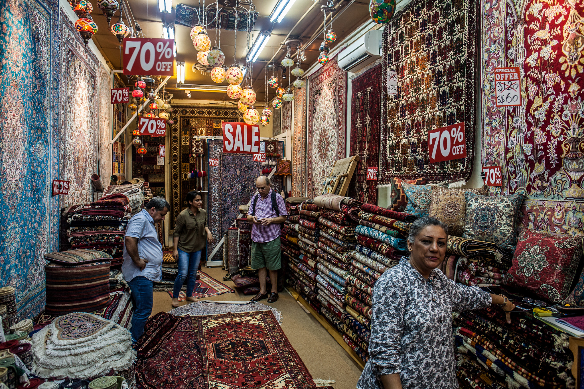 Canon EOS 5D + Canon EF 14mm F2.8L II USM sample photo. Rug store photography