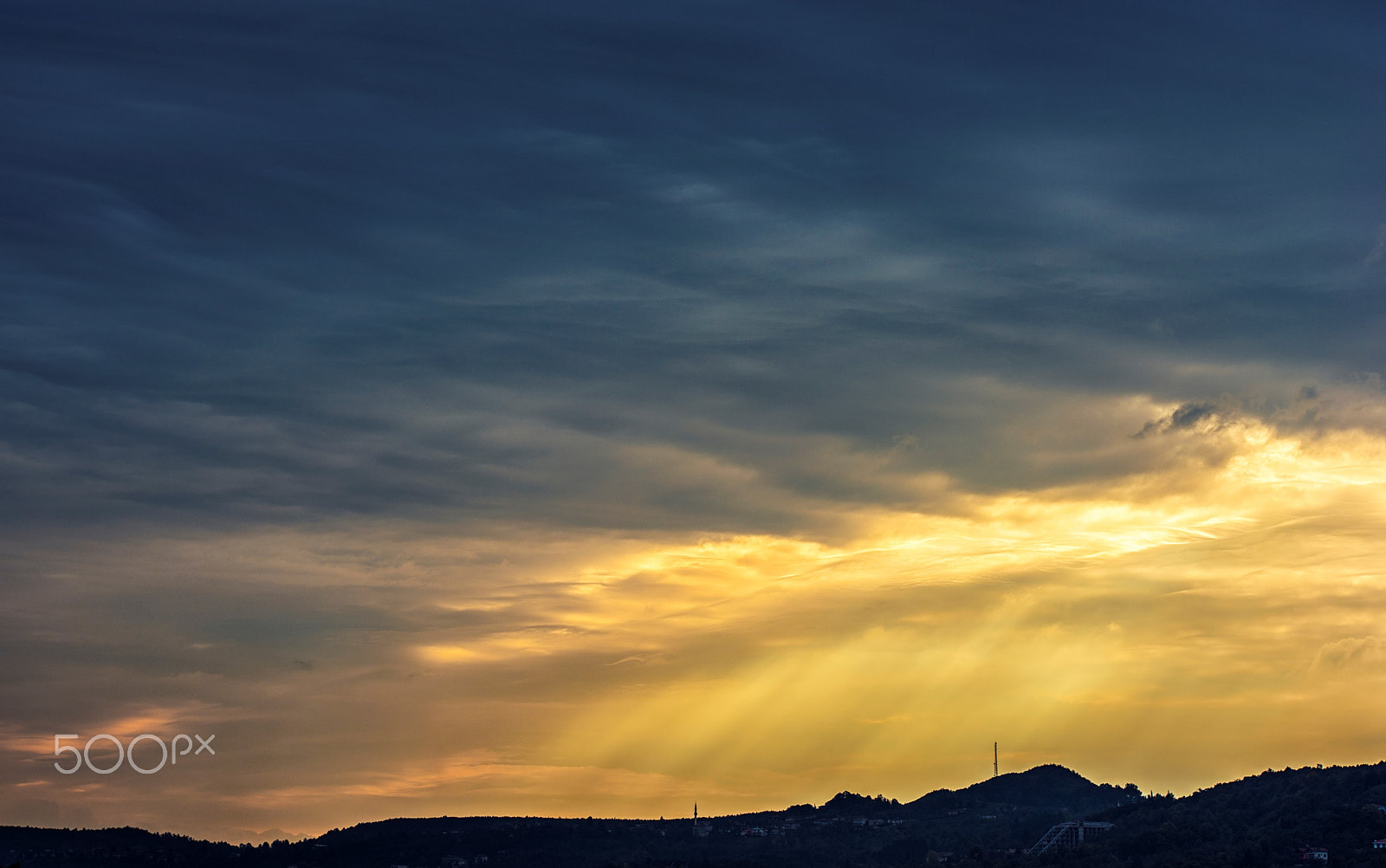 Sigma 105mm F2.8 EX DG OS HSM sample photo. Sunrise photography