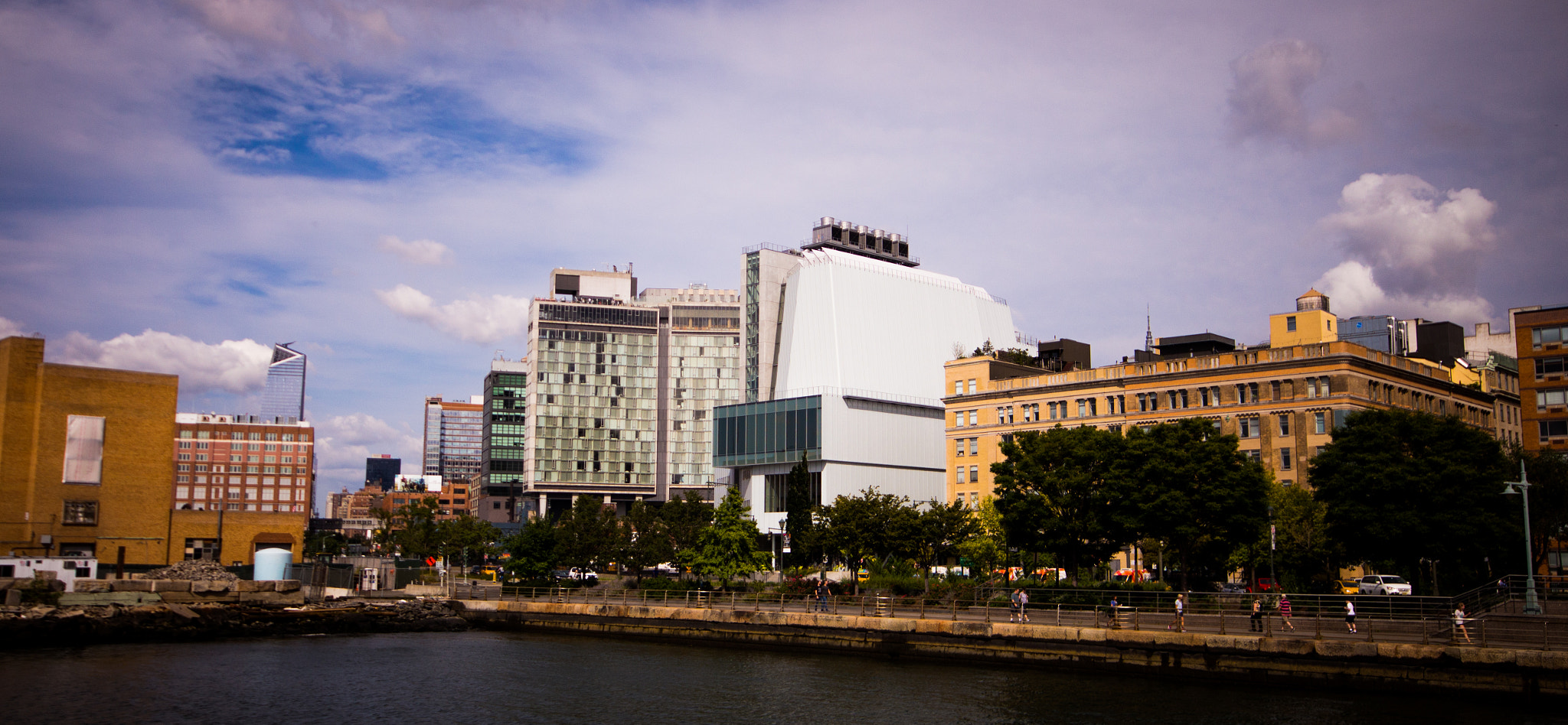 Sigma 10-20mm F4-5.6 EX DC HSM sample photo. Waterfront museum photography