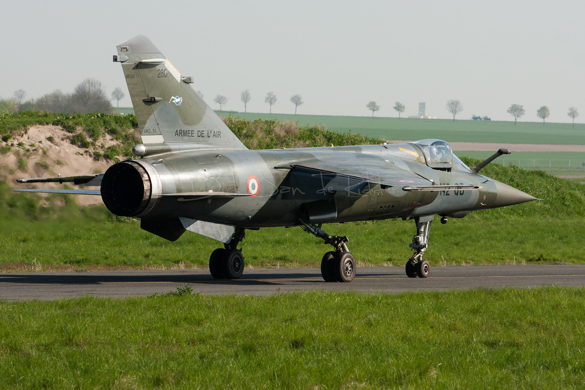 Canon EOS 40D + Canon EF 70-200mm F2.8L USM sample photo. French air force mirage f1cr 280 photography