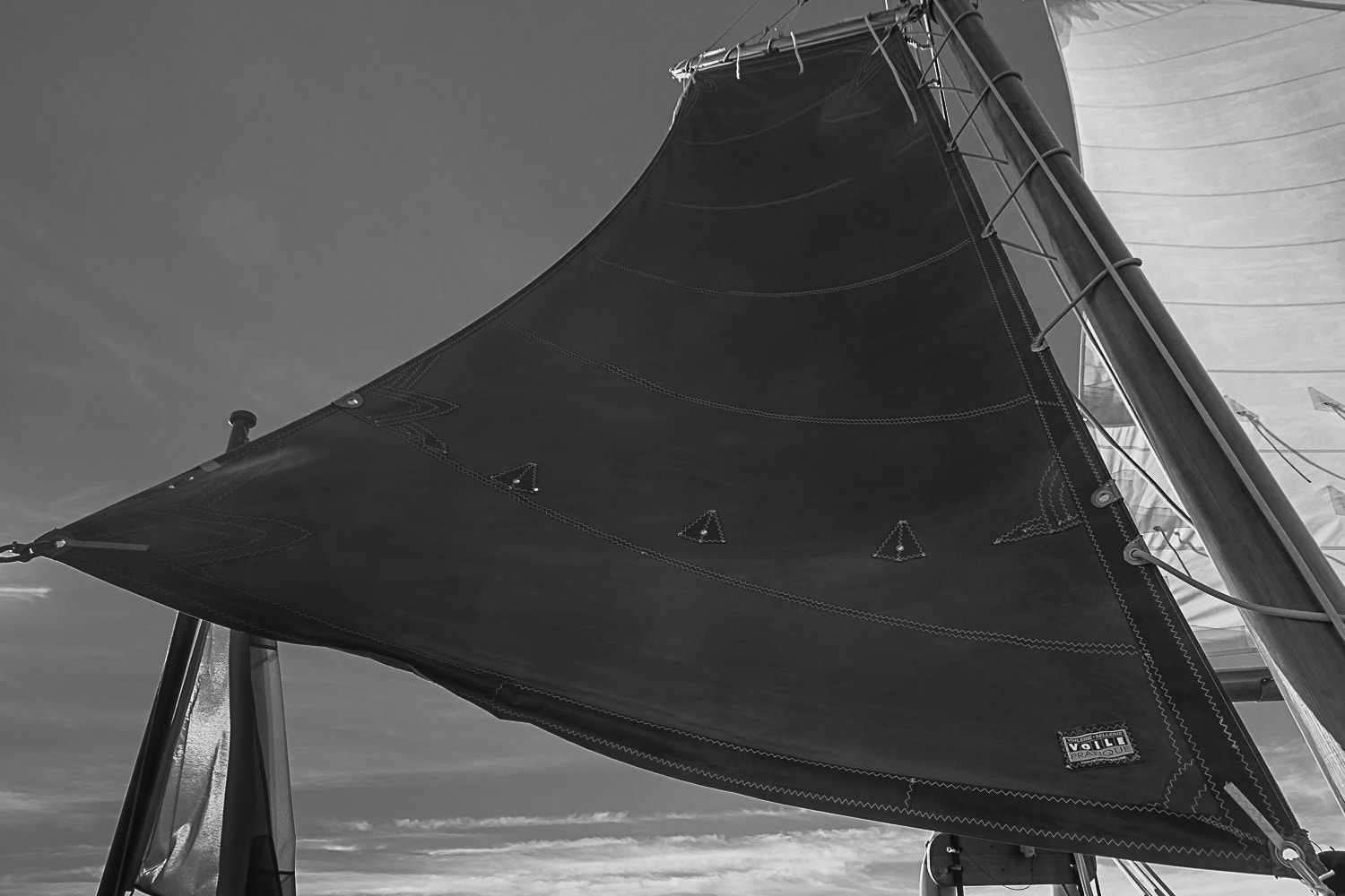 Sigma AF 10-20mm F4-5.6 EX DC sample photo. La voile photography