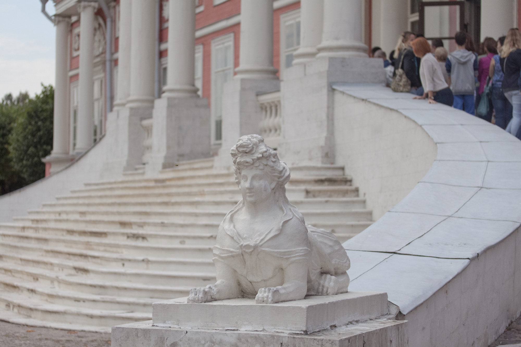 Canon EF-S 60mm F2.8 Macro USM sample photo. Architecture photography