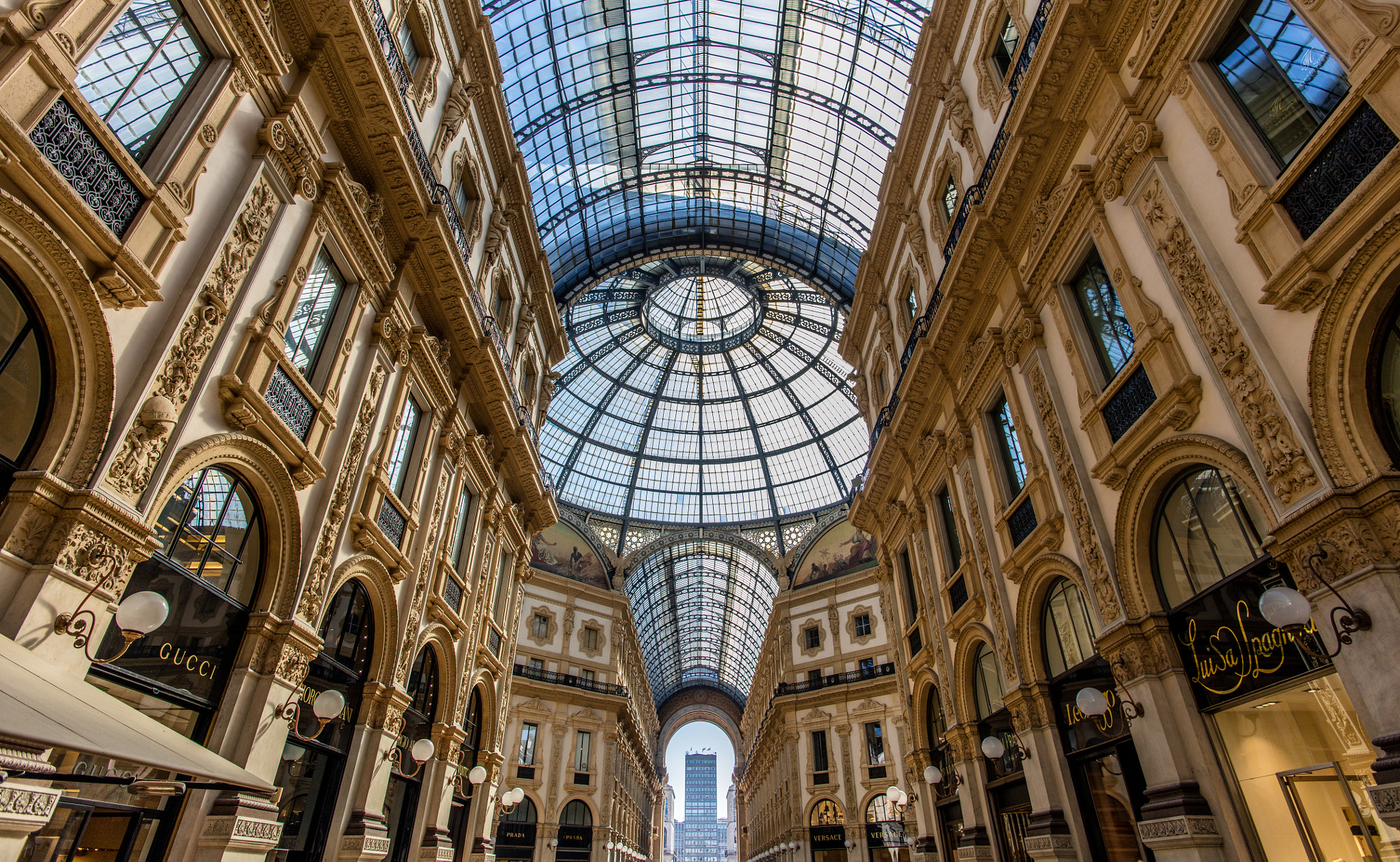 ZEISS Distagon T* 18mm F3.5 sample photo. Galleria vittorio emanuele ii in milan - italy photography