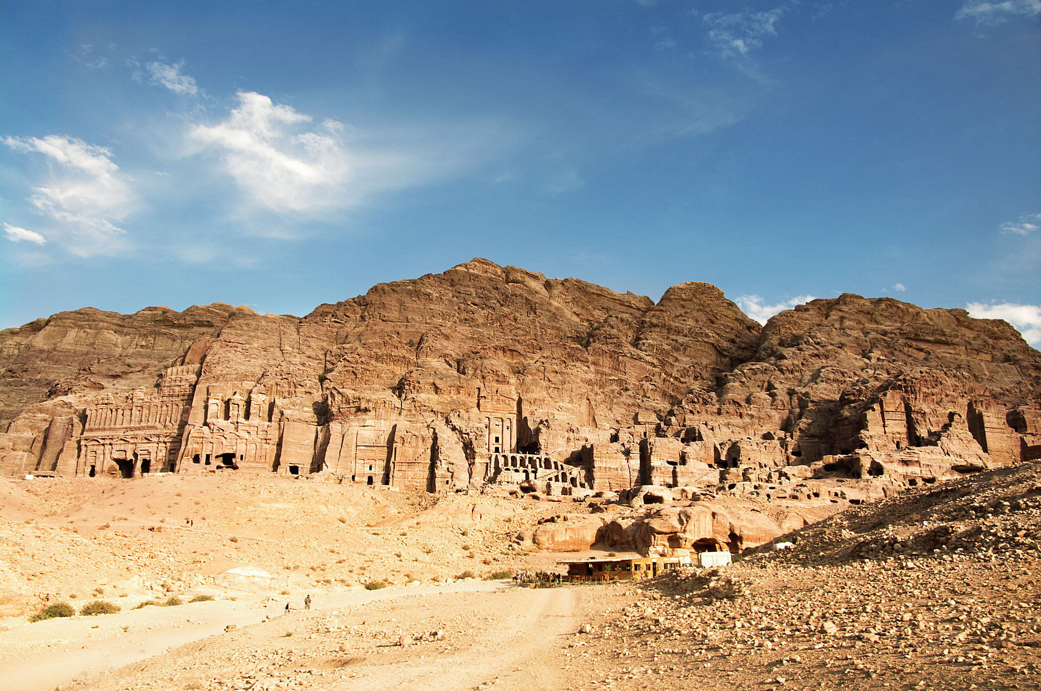 Pentax K-7 + Pentax smc DA 17-70mm F4.0 AL (IF) SDM sample photo. Petra,jordan. photography