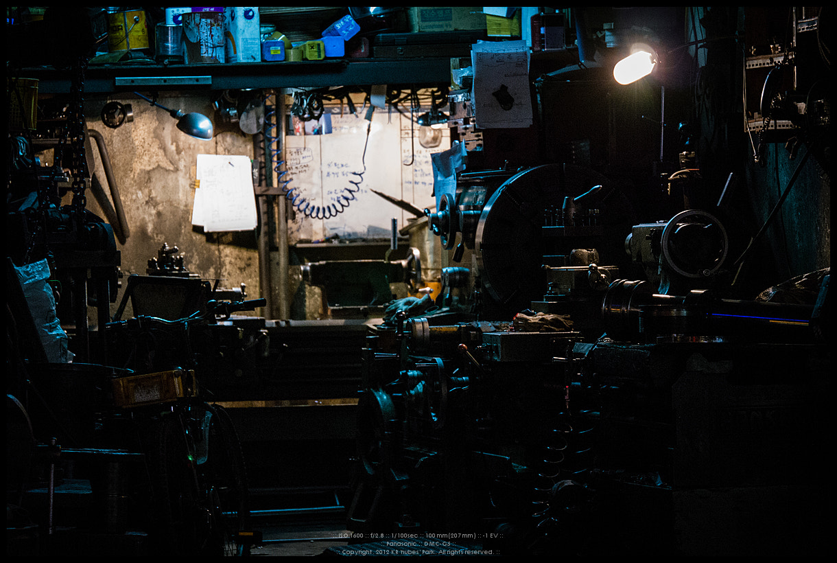 Panasonic Lumix G X Vario 35-100mm F2.8 OIS sample photo. Machinery photography