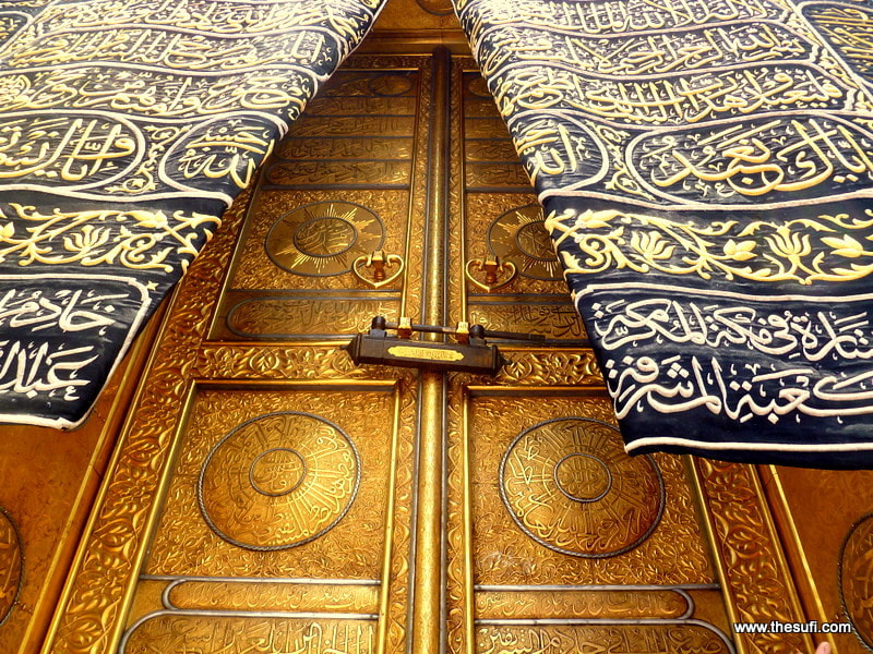Panasonic DMC-FH20 sample photo. The door of kaaba makkah mukarmah photography