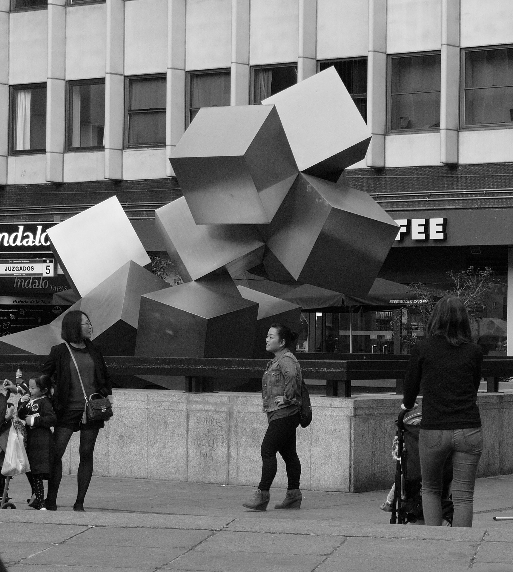 Leica DIGILUX 2 sample photo. L photography