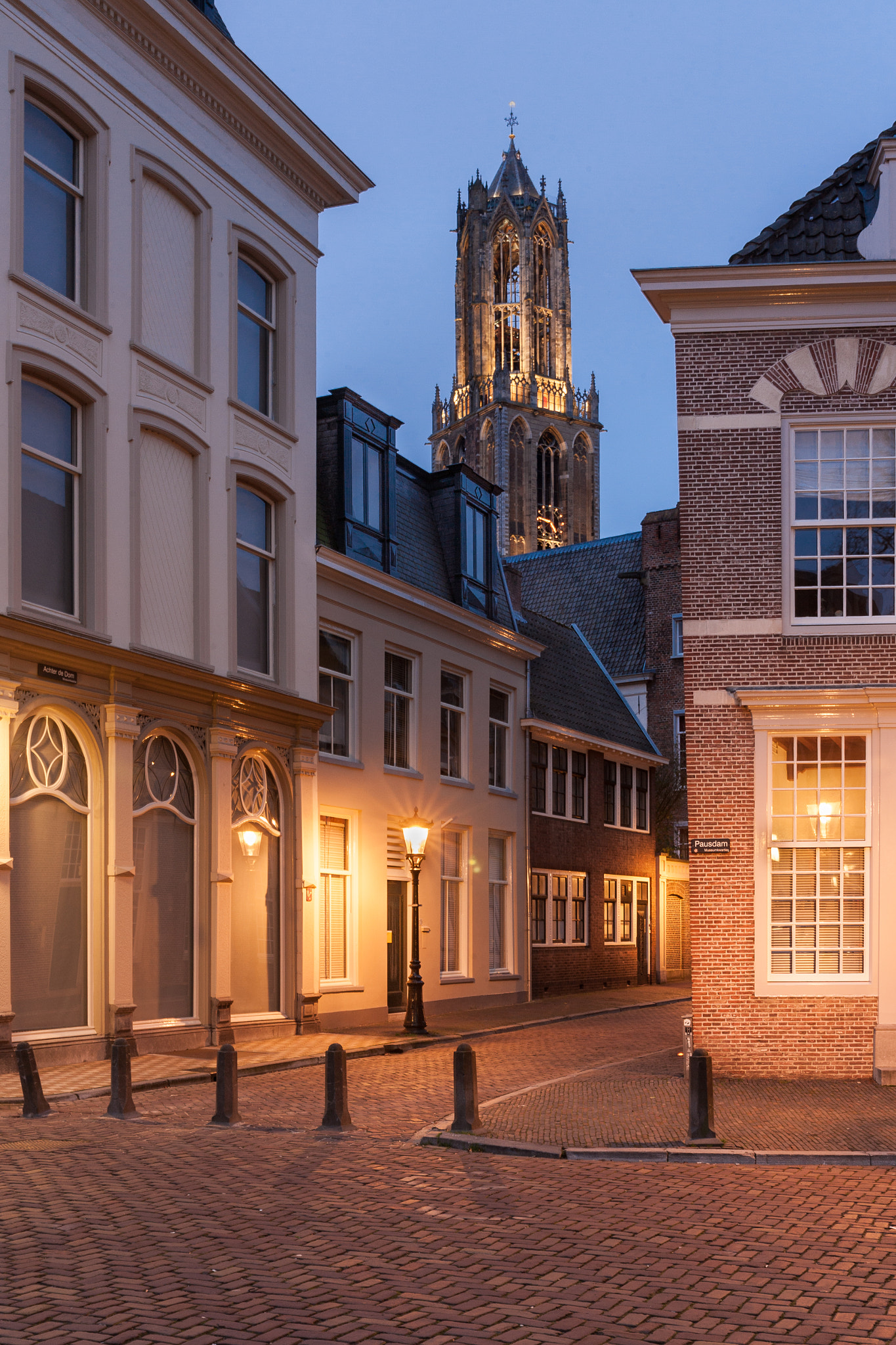 Sigma 24-35mm F2 DG HSM Art sample photo. Utrecht b photography