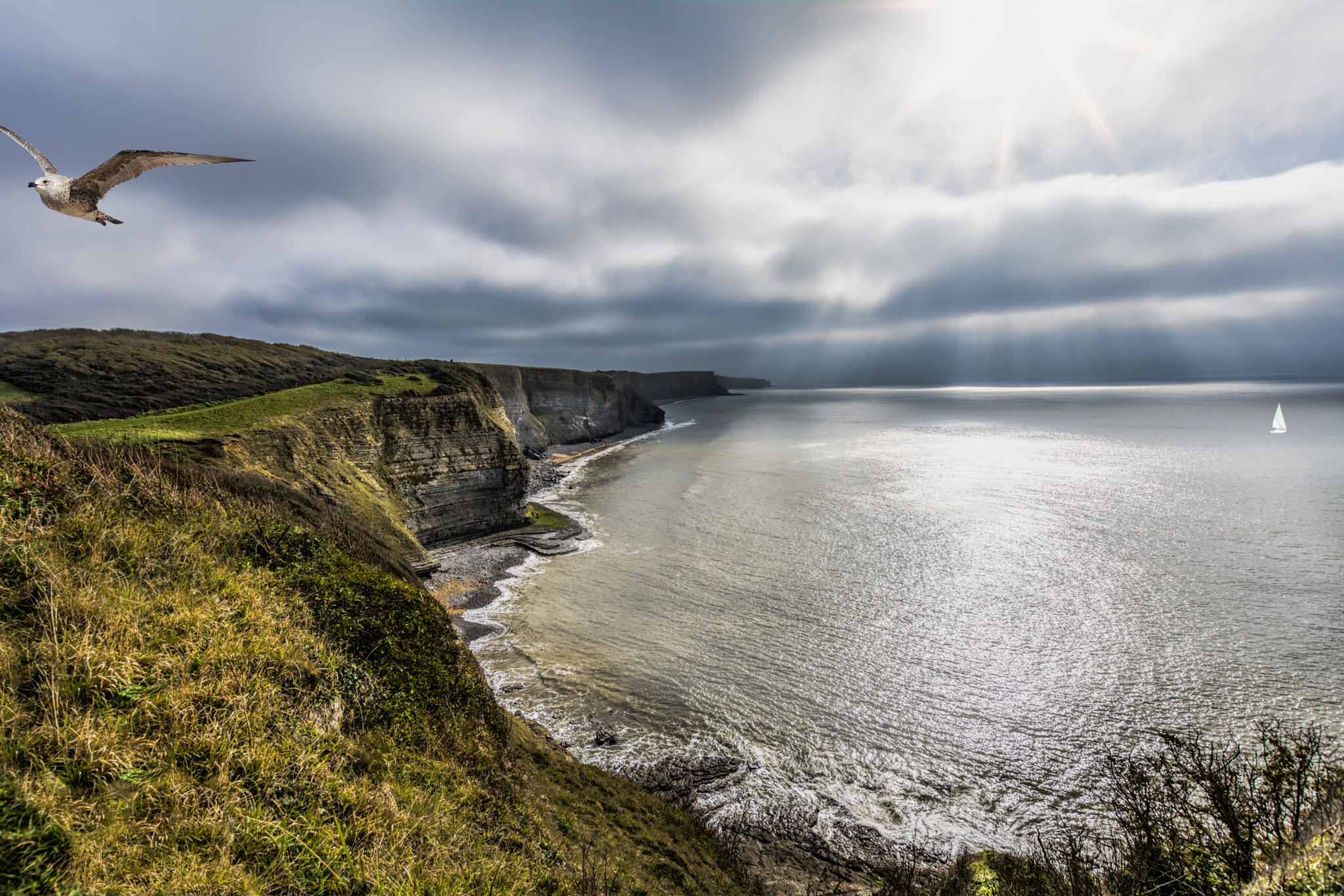 Nikon D5200 + Sigma 10-20mm F3.5 EX DC HSM sample photo. Cliff tops photography