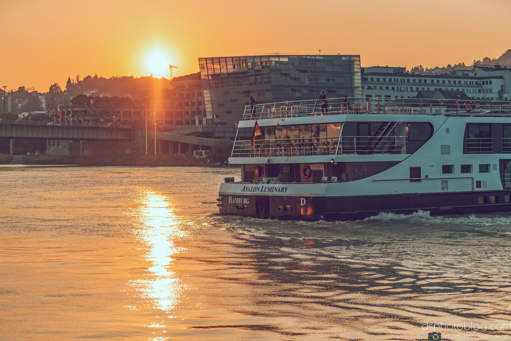 Sony a7R II + Canon EF 85mm F1.8 USM sample photo. Sunset at danube photography