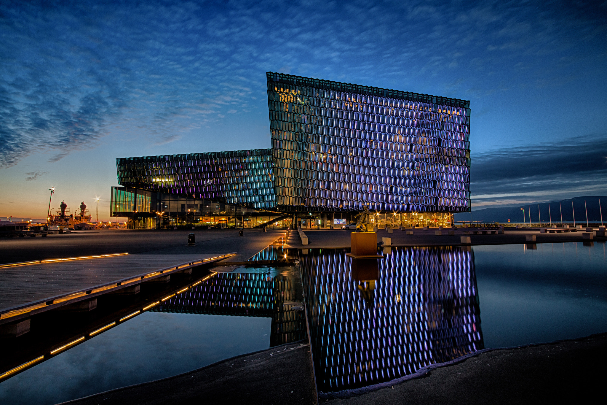 Canon EOS 5D Mark II + Sigma 12-24mm F4.5-5.6 II DG HSM sample photo. Harpa - reykjavik - iceland photography