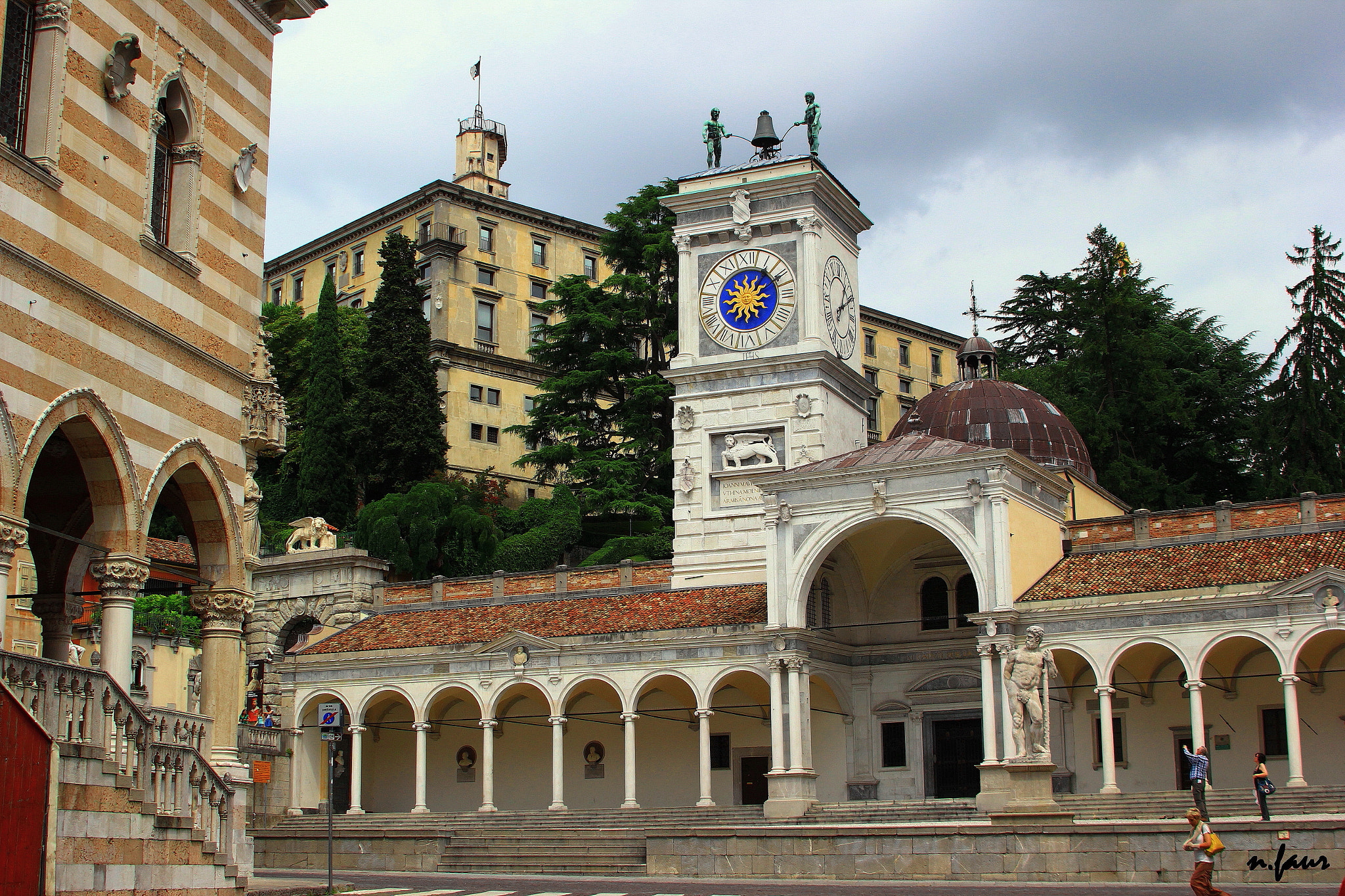 Canon EF 28-135mm F3.5-5.6 IS USM sample photo. Udine,castello di udine photography