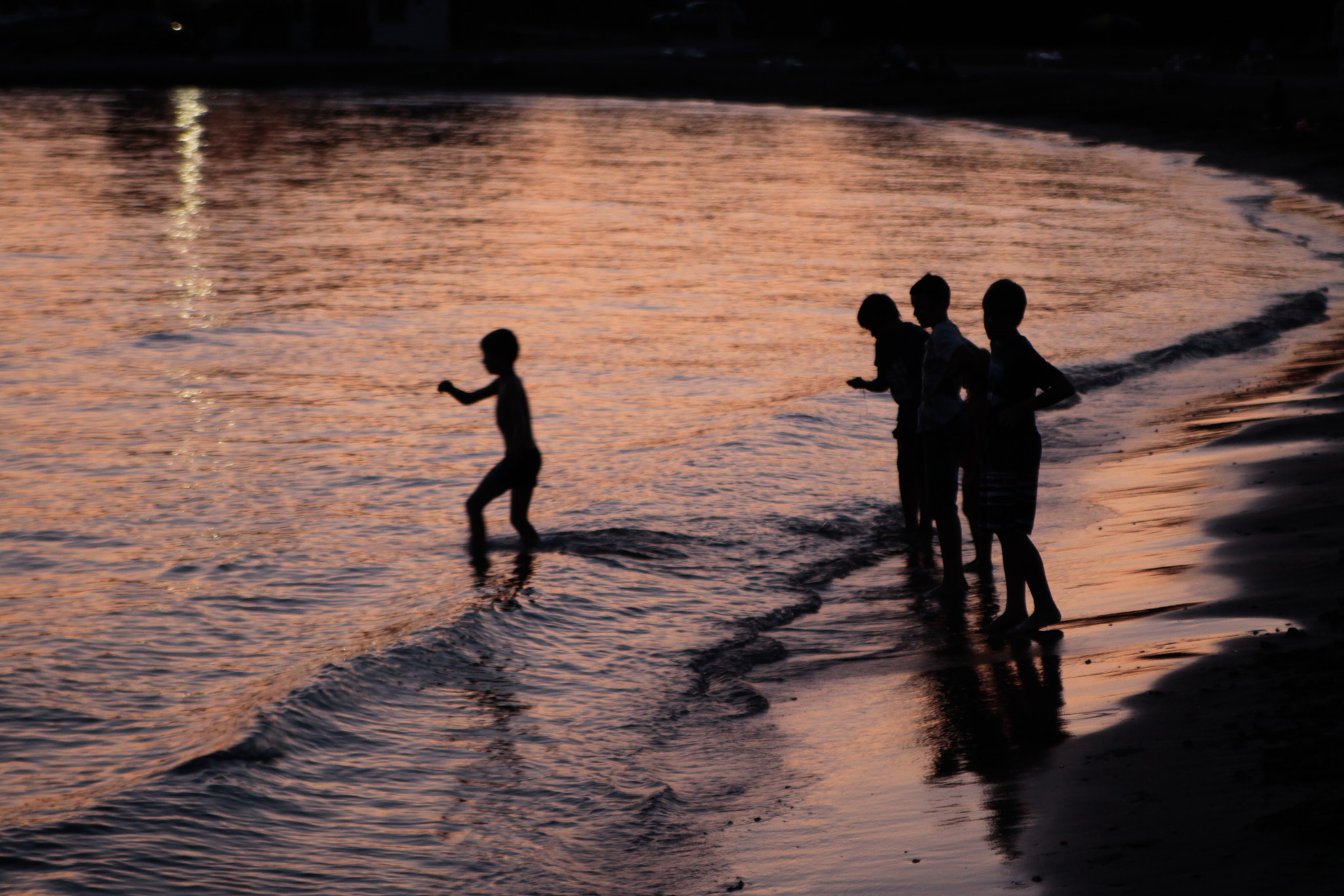 Canon EOS 50D sample photo. Children at the beach photography