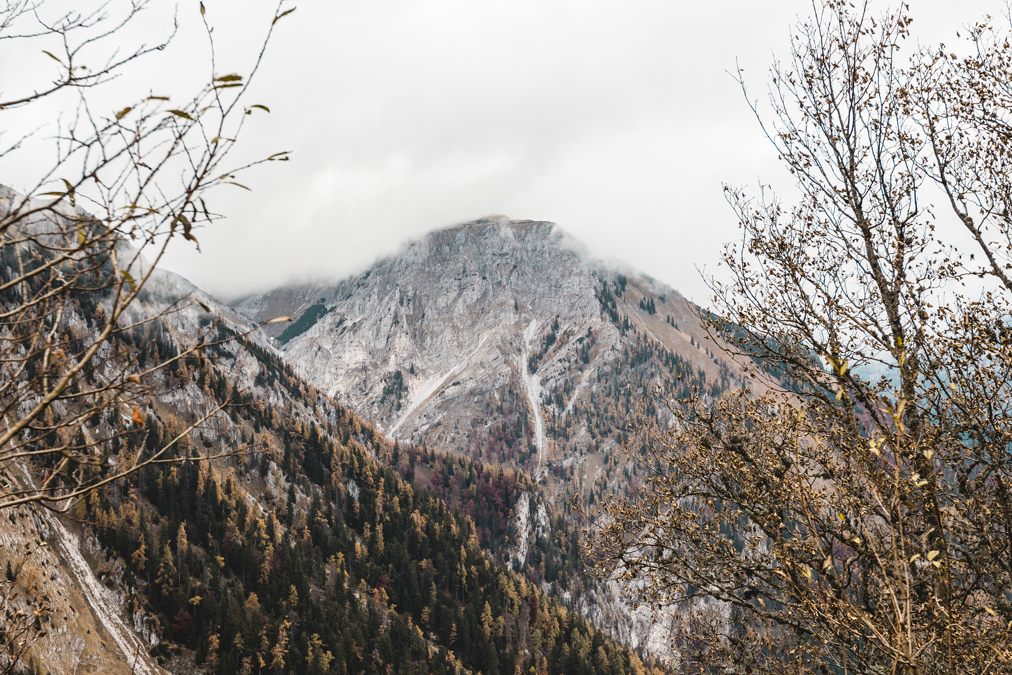Canon EF 16-35mm F2.8L II USM sample photo. Mountain road trip, sneealpe photography