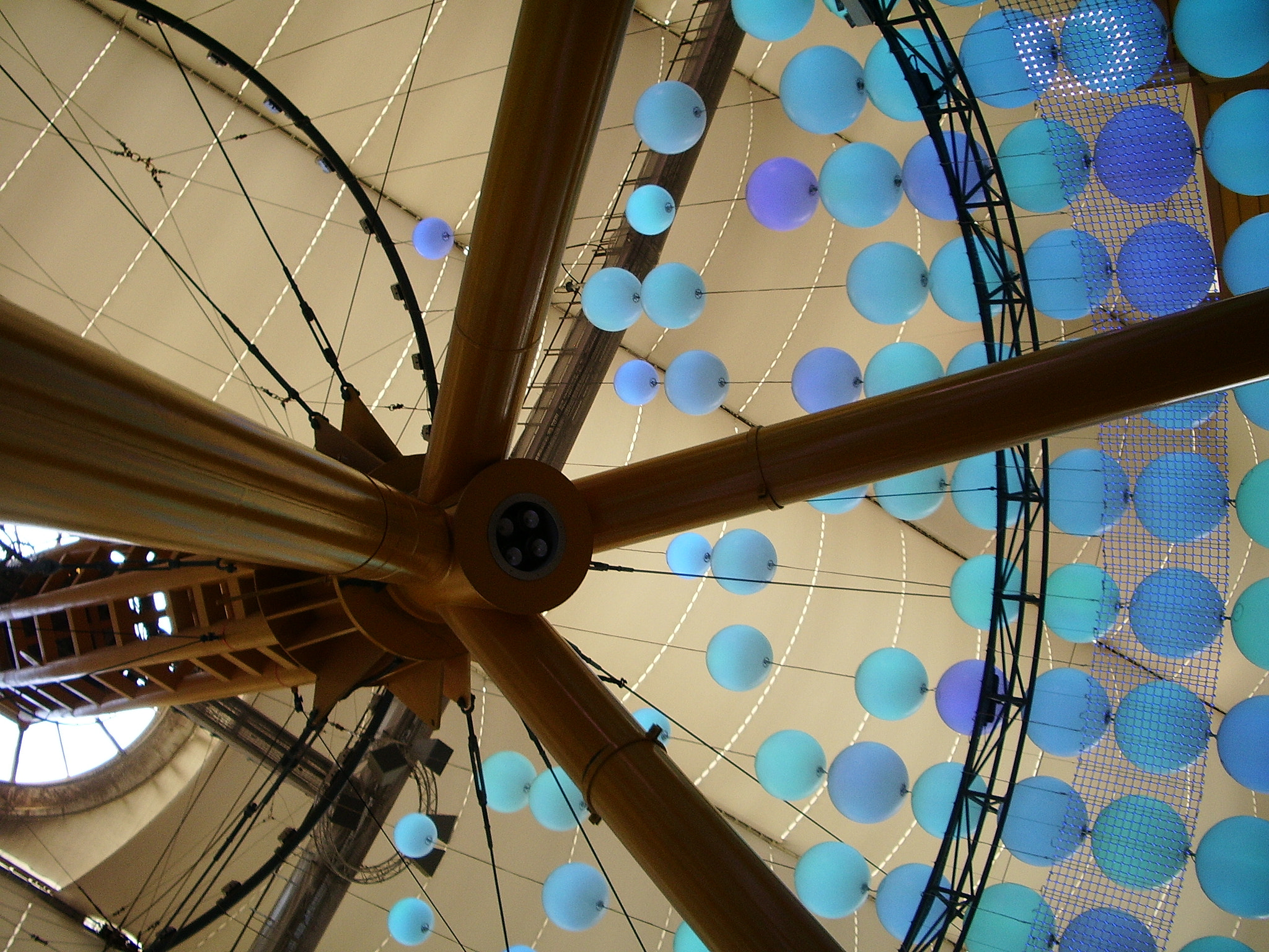 Pentax OPTIO S50 sample photo. O2 arena photography