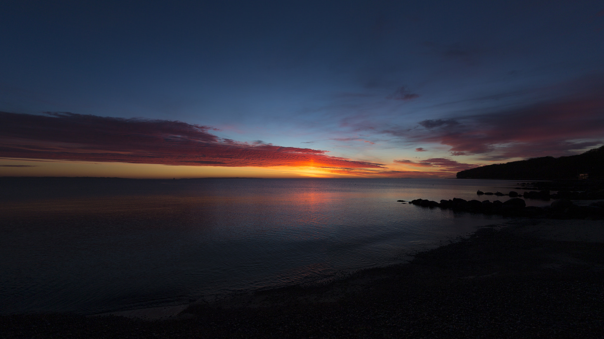 Sigma 24-105mm f/4 DG OS HSM | A sample photo. Sunrise over the bay photography