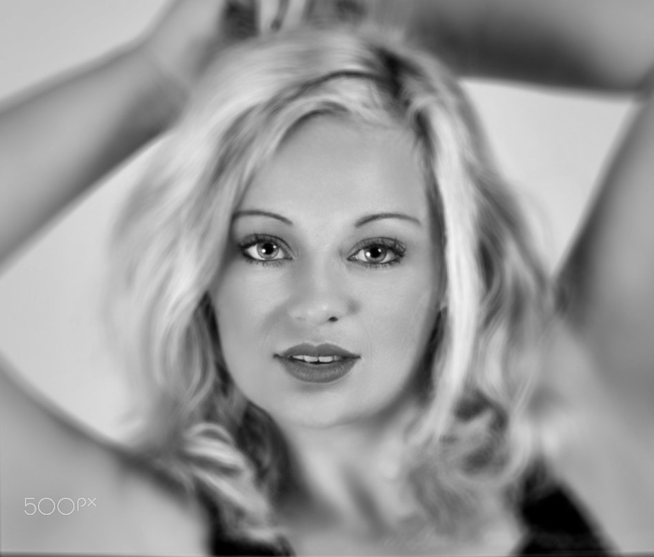 Canon EOS 100D (EOS Rebel SL1 / EOS Kiss X7) + Canon EF 50mm F1.8 II sample photo. Kayleigh dawson photography