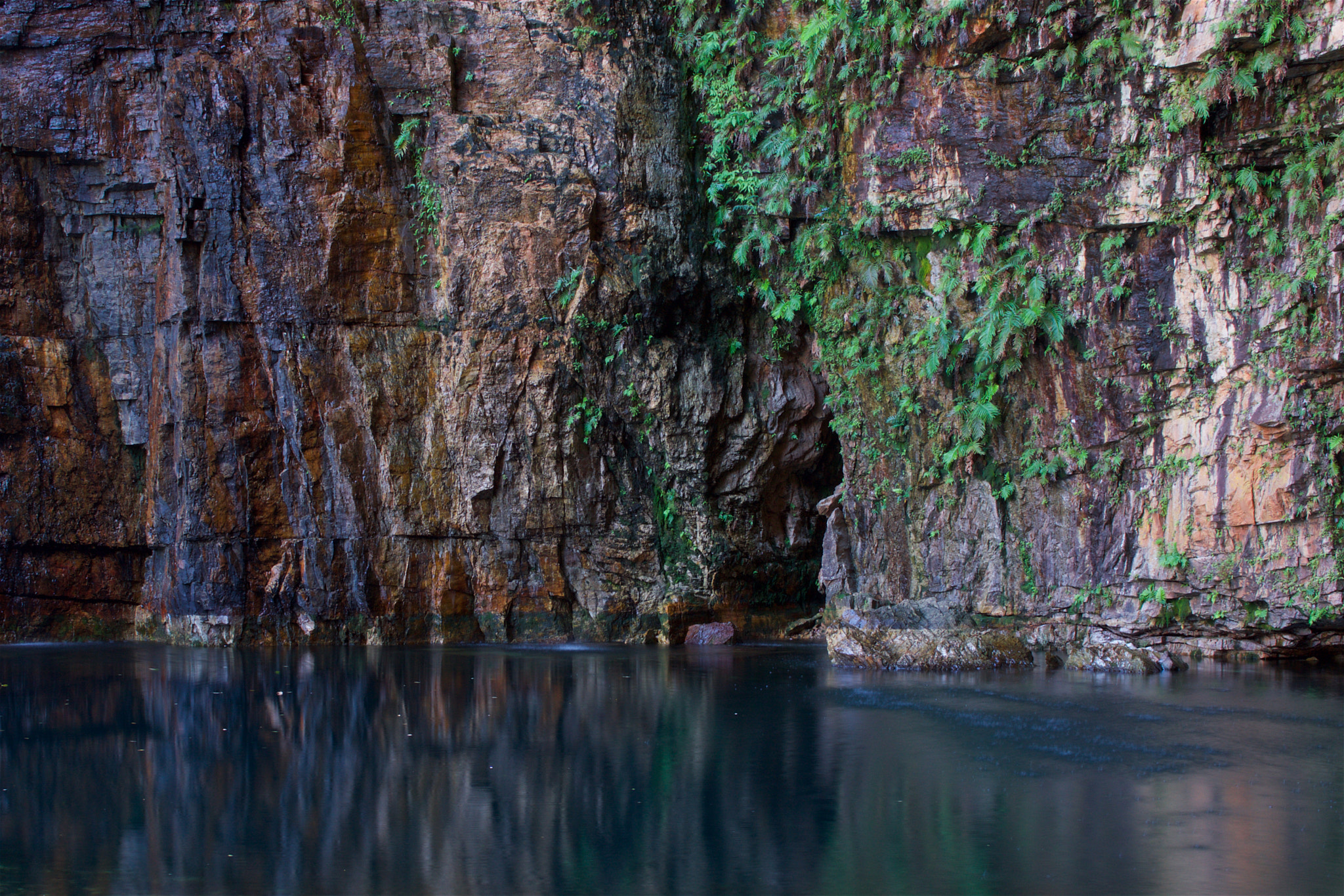 Sony a5100 + Sigma 30mm F2.8 EX DN sample photo. Emma gorge photography