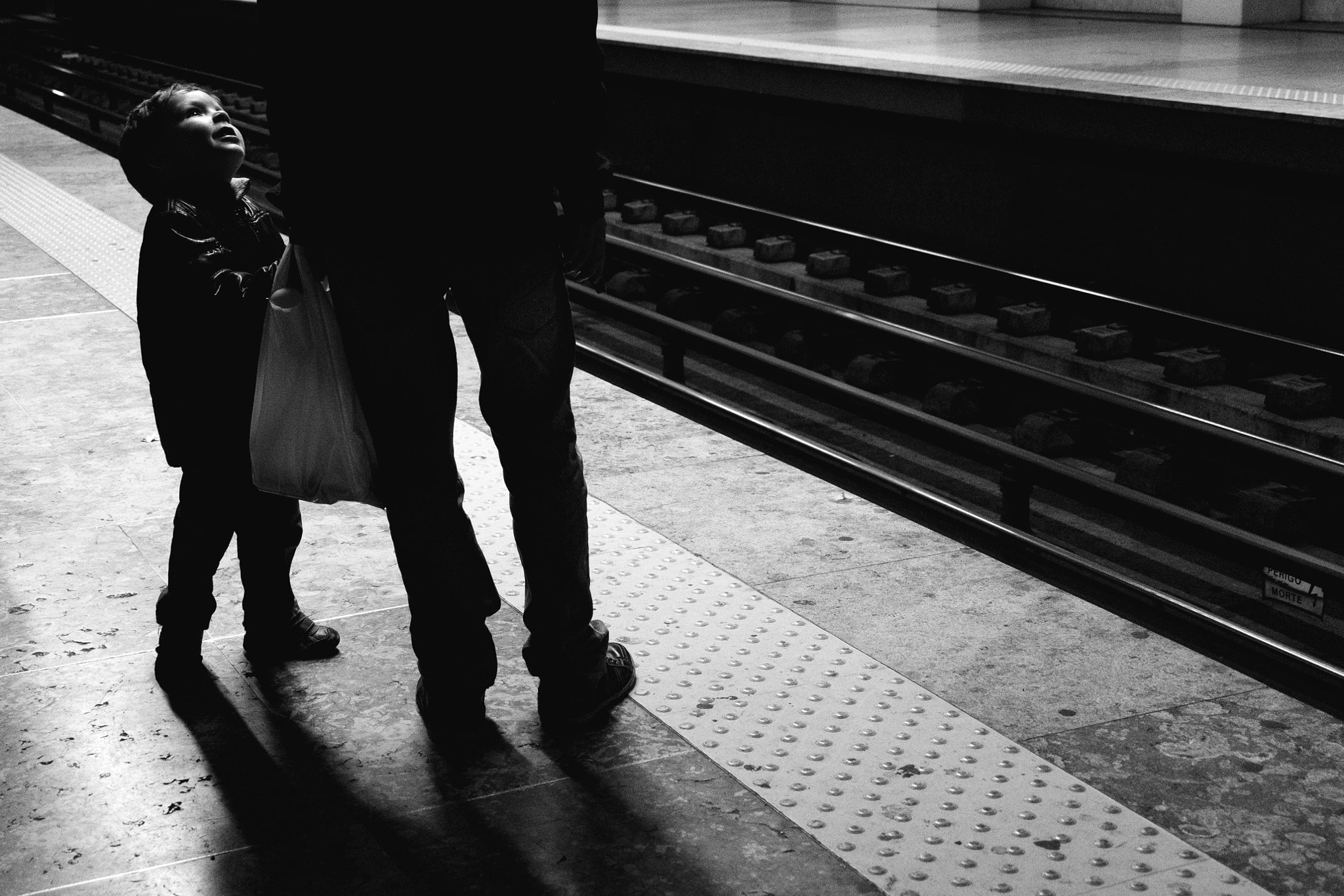 Fujifilm XC 16-50mm F3.5-5.6 OIS II sample photo. Subway kid photography