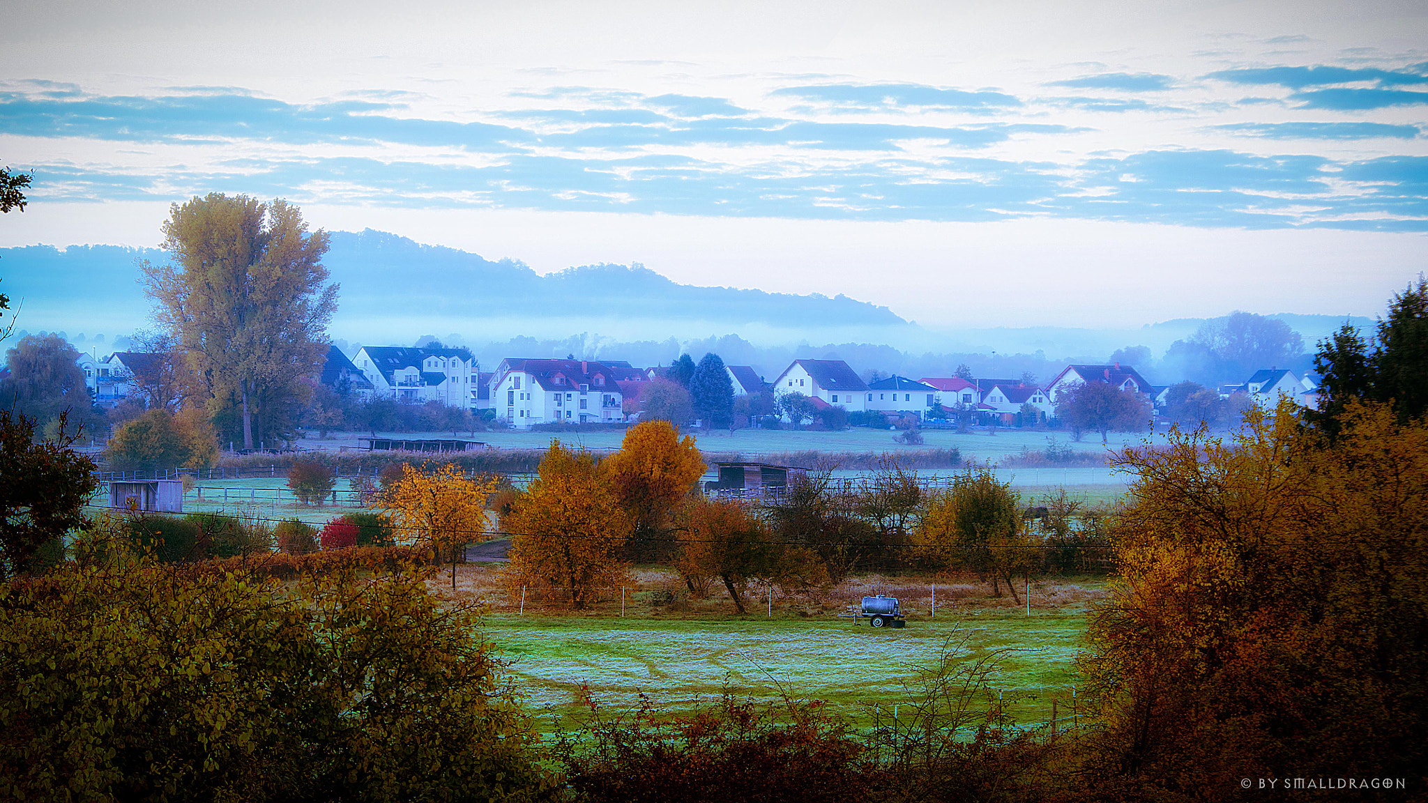 Nikon D5000 + Sigma 18-200mm F3.5-6.3 DC OS HSM sample photo. Blue morning photography