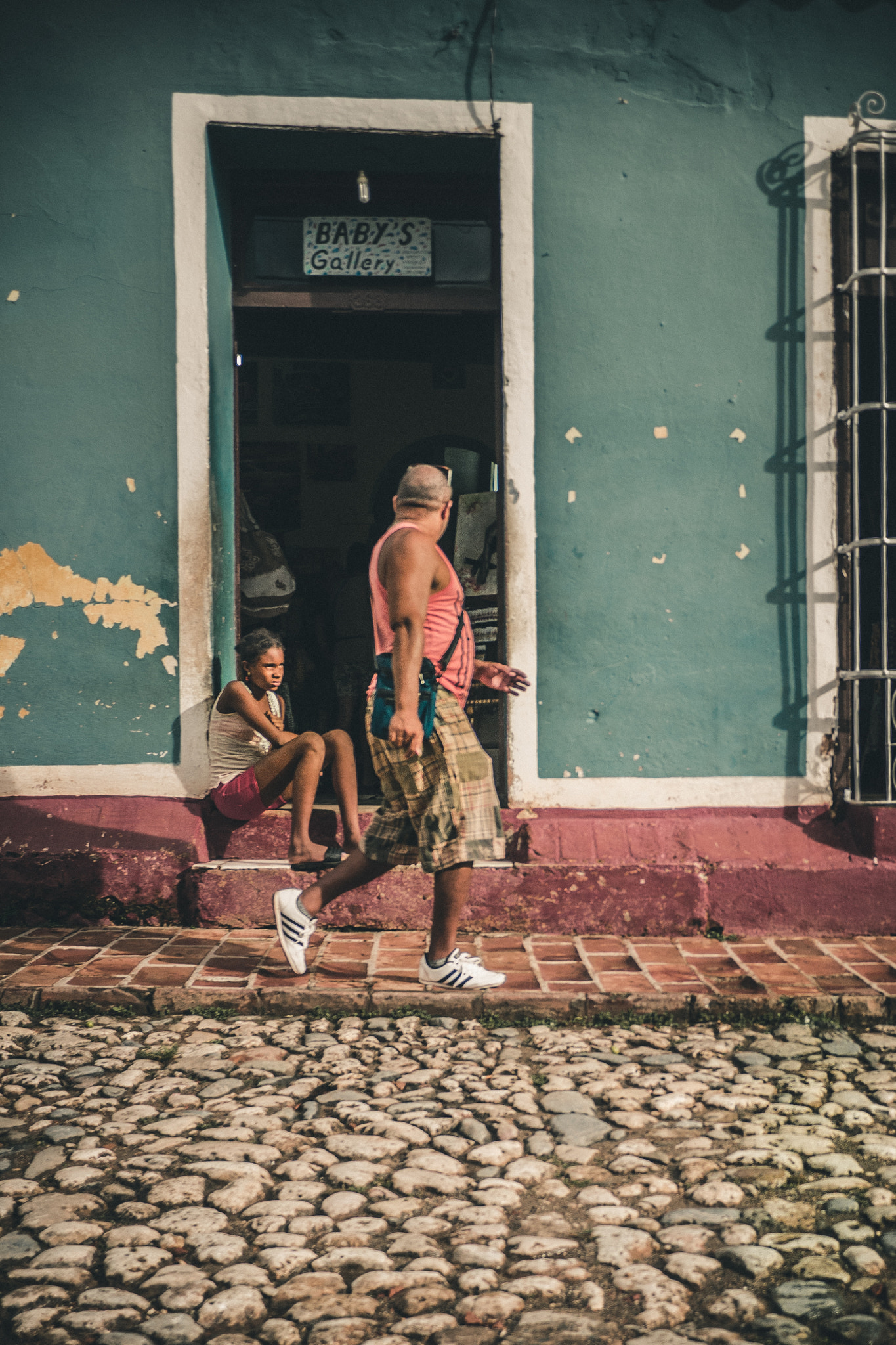 Panasonic Lumix DMC-GX85 (Lumix DMC-GX80 / Lumix DMC-GX7 Mark II) + Panasonic Lumix G 14mm F2.5 ASPH sample photo. Cuba series 2. streets of trinidad 11 photography