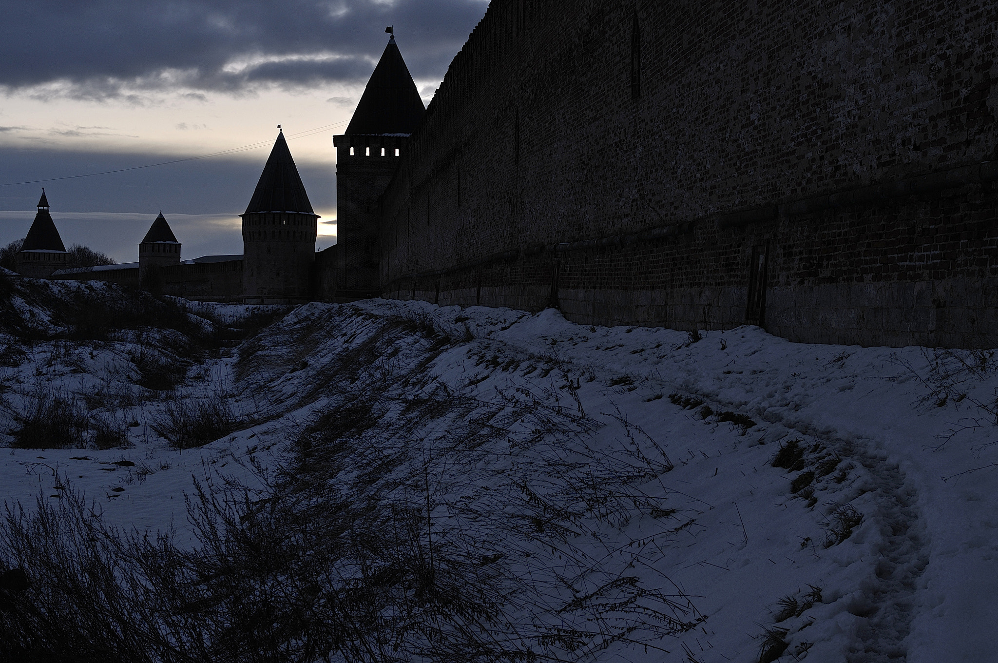 Nikon D90 + Nikon AF Nikkor 35mm F2D sample photo. Border fortress smolensk photography