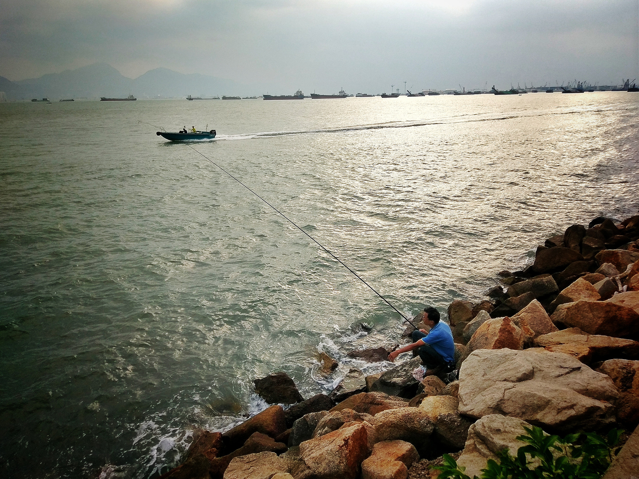 HTC M10 sample photo. Fishing photography
