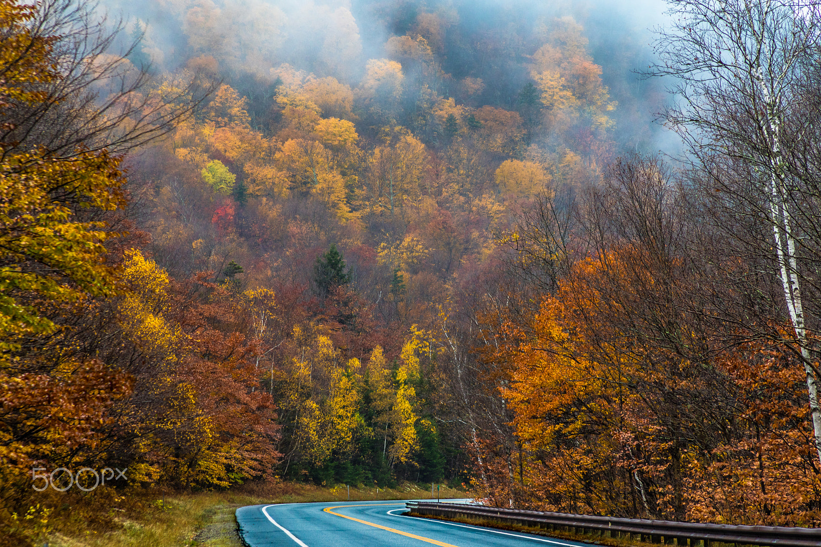 Canon EF 28-135mm F3.5-5.6 IS USM sample photo. Autumn in the white mountains photography