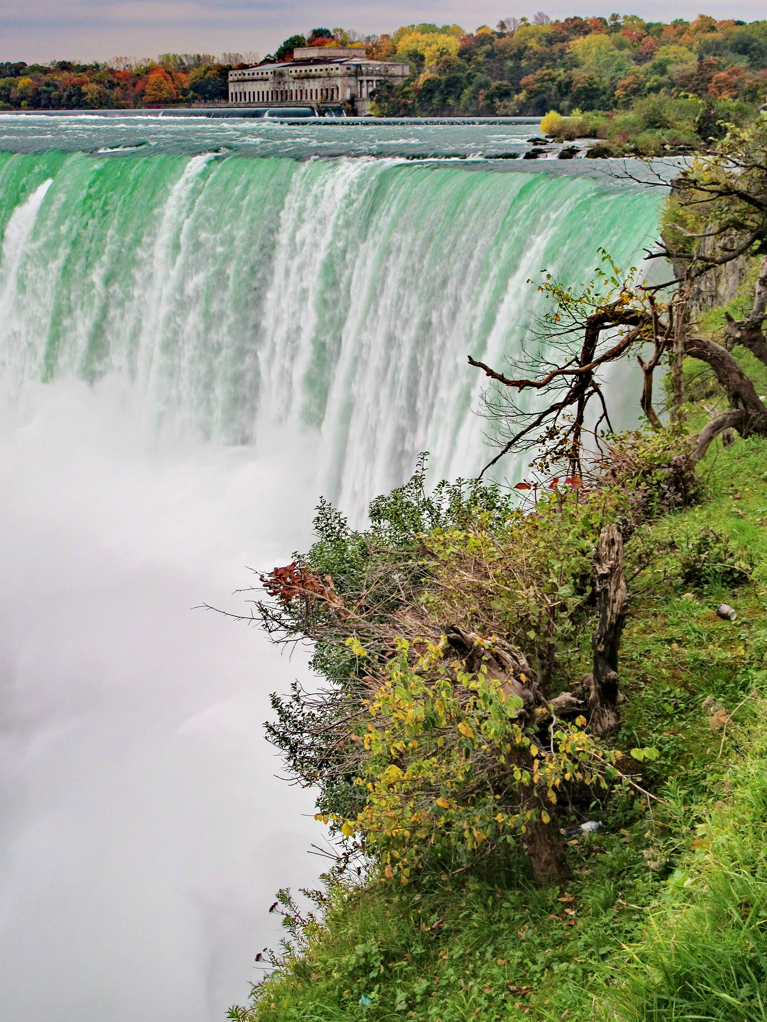 Canon PowerShot ELPH 340 HS (IXUS 265 HS / IXY 630) sample photo. Niagara() photography