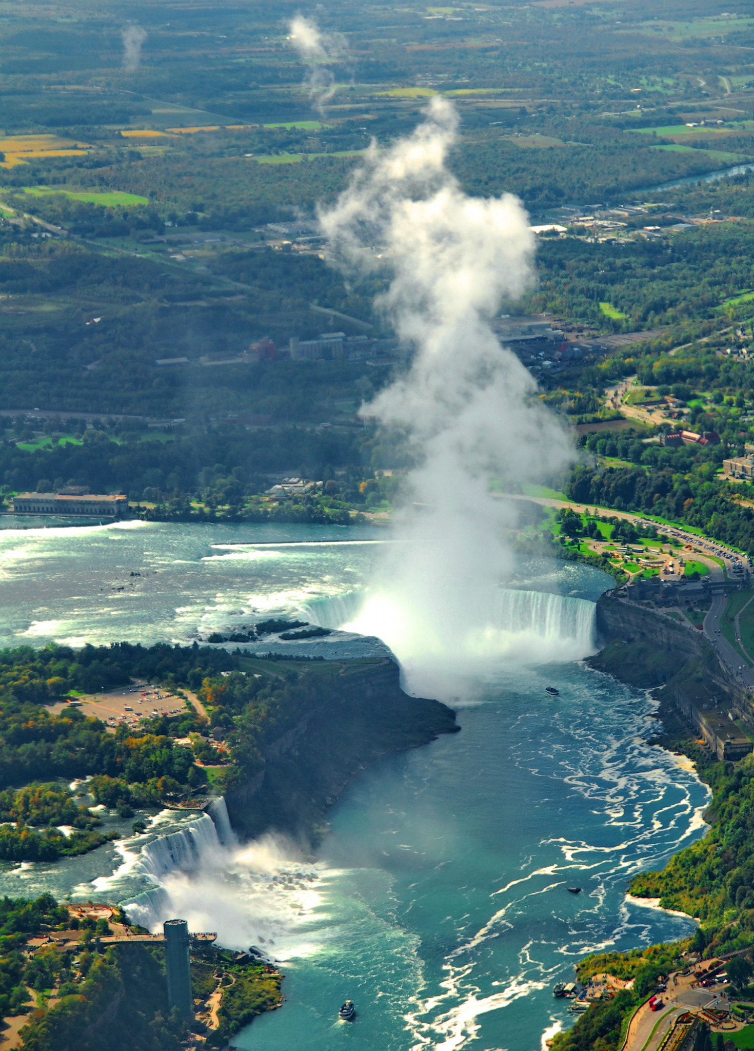 Nikon D50 + Sigma 18-200mm F3.5-6.3 DC sample photo. Niagarafalls héliconf () photography