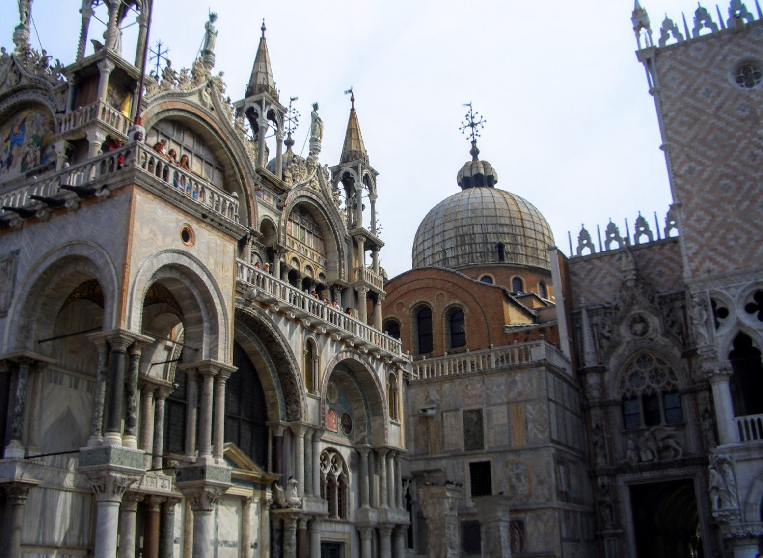 CASIO EX-Z57 sample photo. St. mark's basilica in venice photography