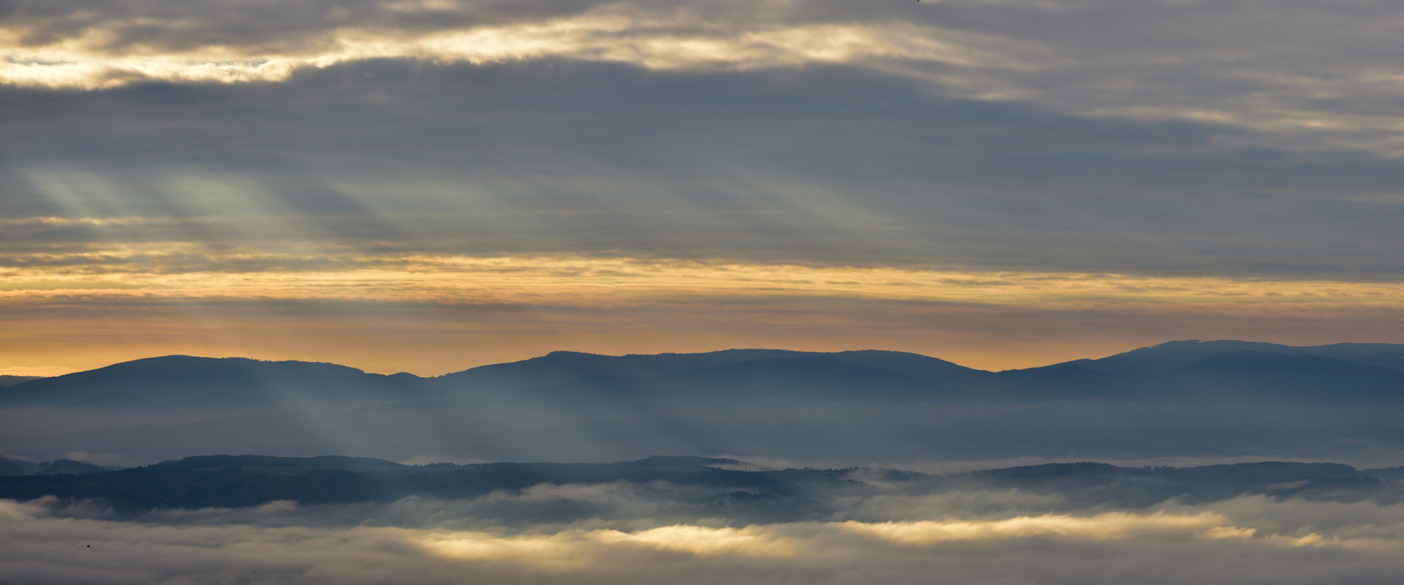 AF Nikkor 180mm f/2.8 IF-ED sample photo. Pano photography